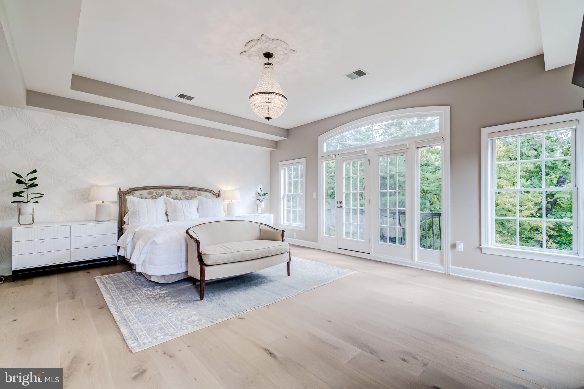 RIVER CREEK - Residential