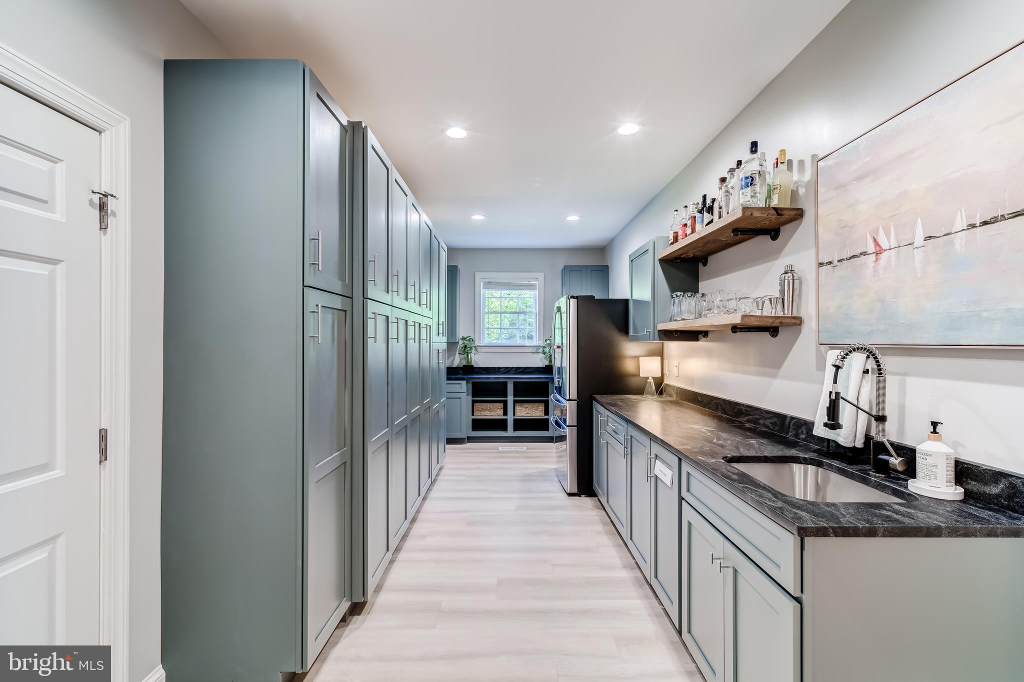 RIVER CREEK - Residential