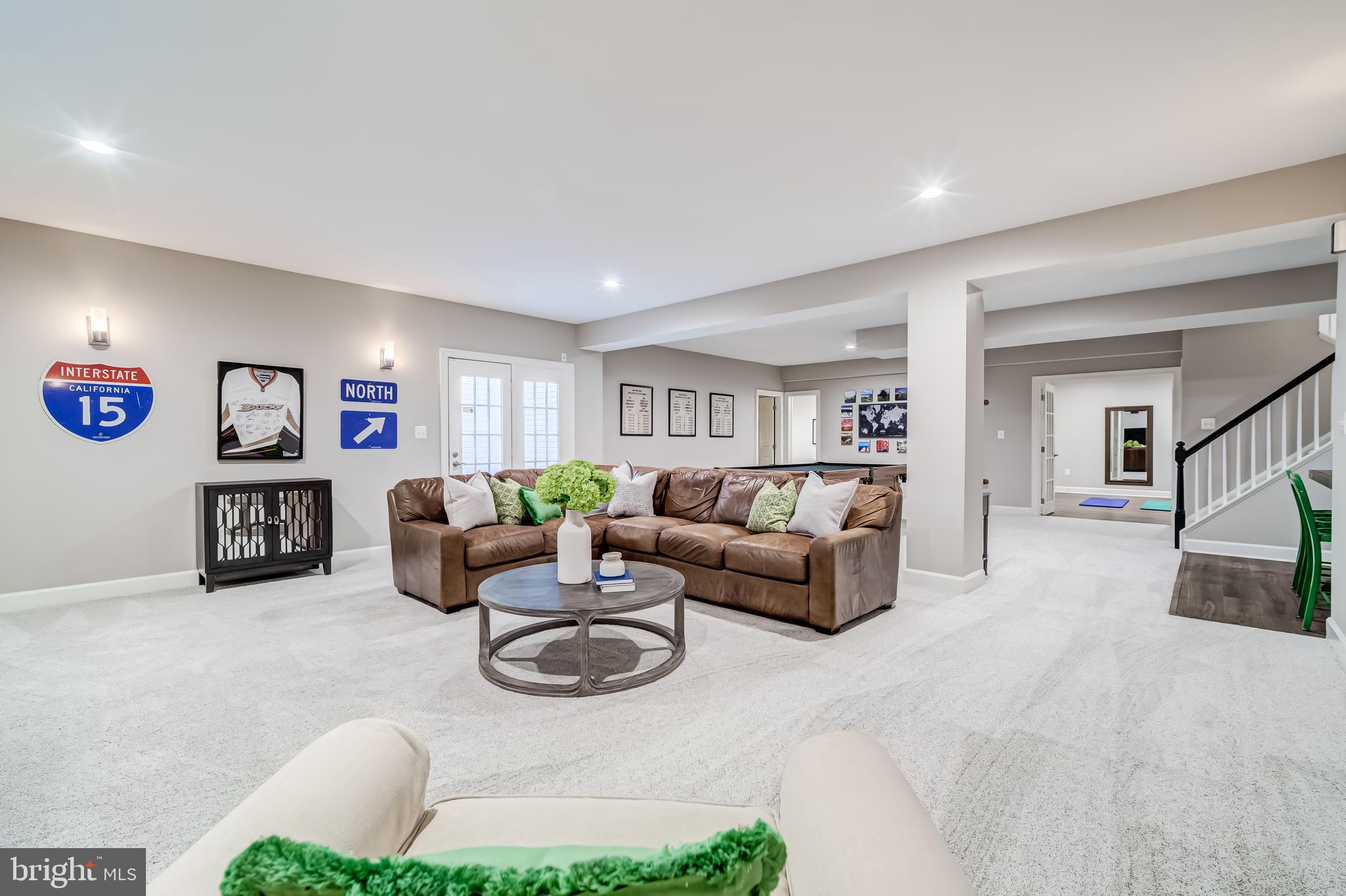 RIVER CREEK - Residential