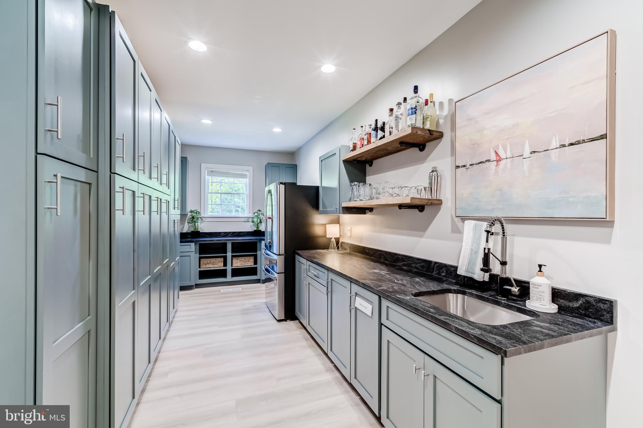 RIVER CREEK - Residential