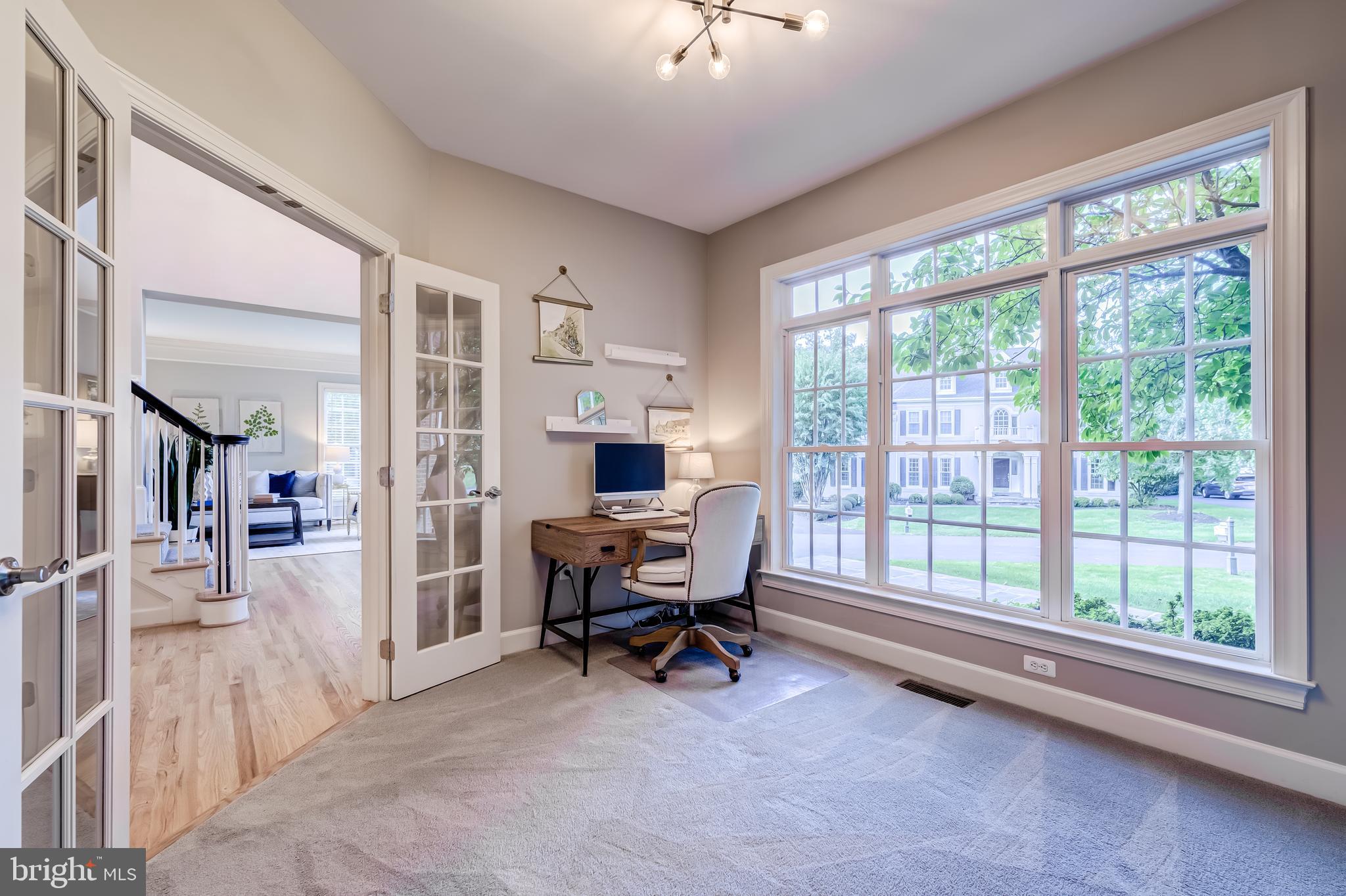 RIVER CREEK - Residential