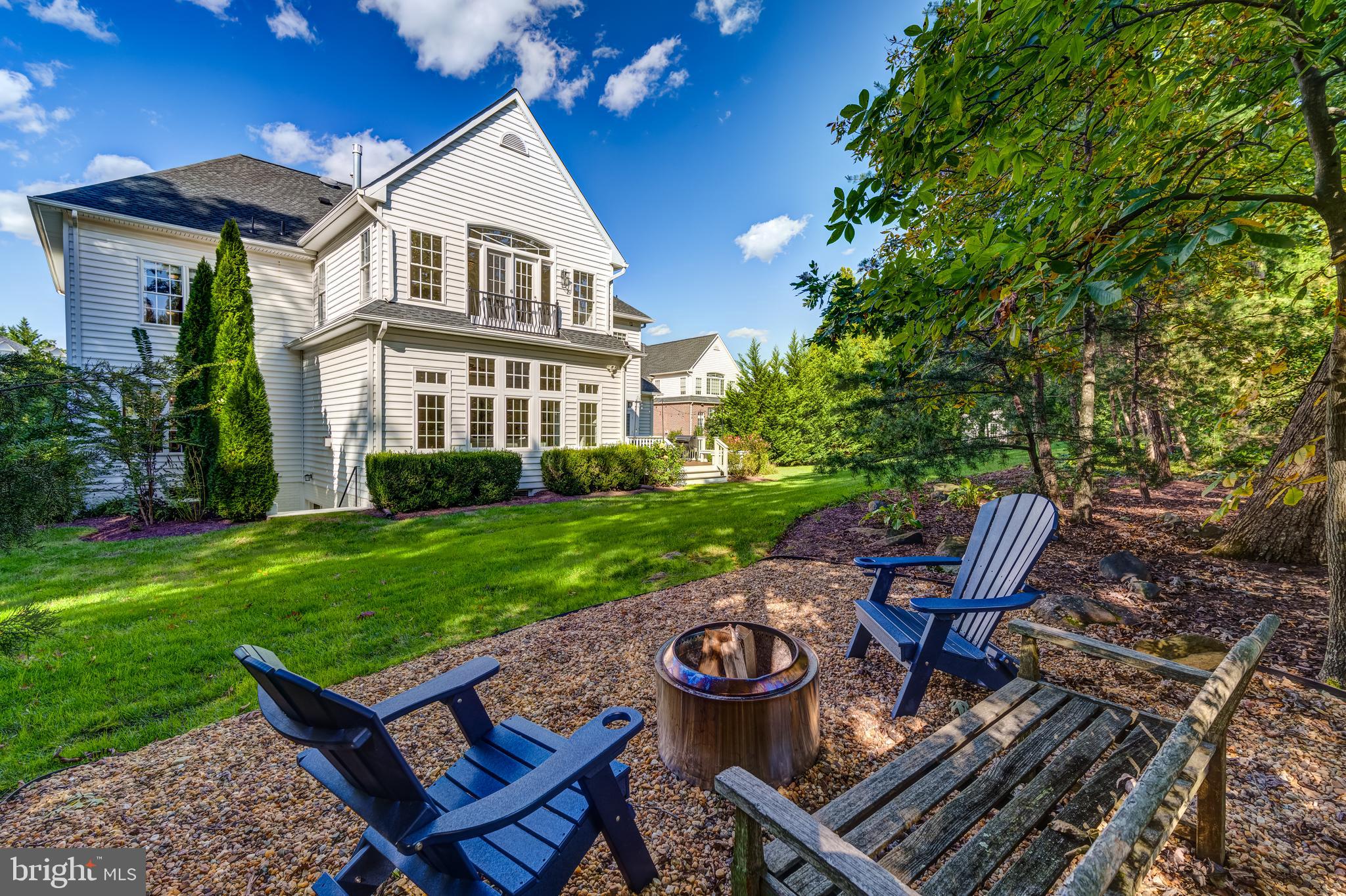 RIVER CREEK - Residential