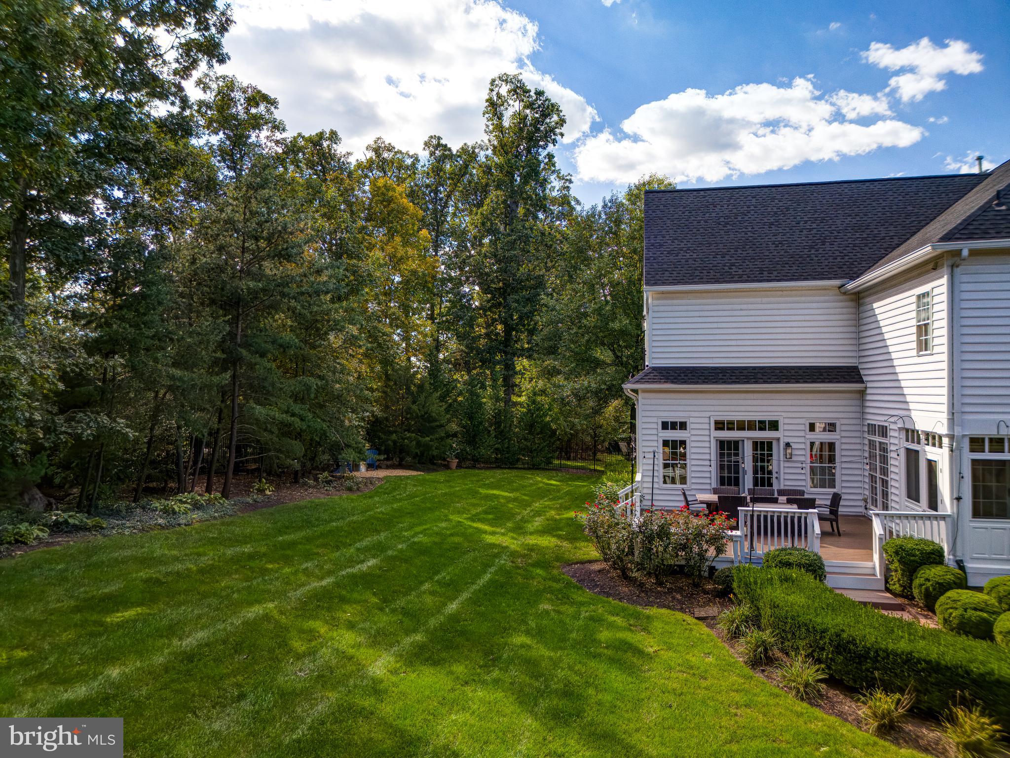 RIVER CREEK - Residential