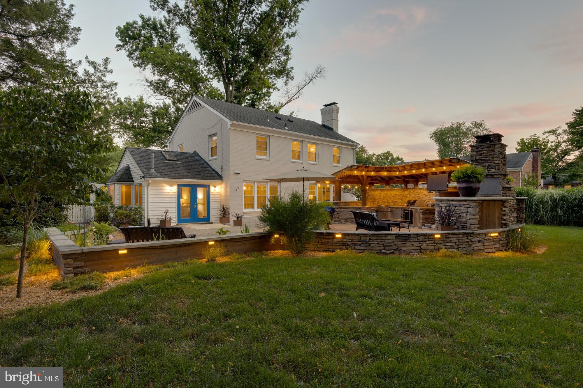 WESTBRIAR COUNTRY CLUB ESTATES - Residential