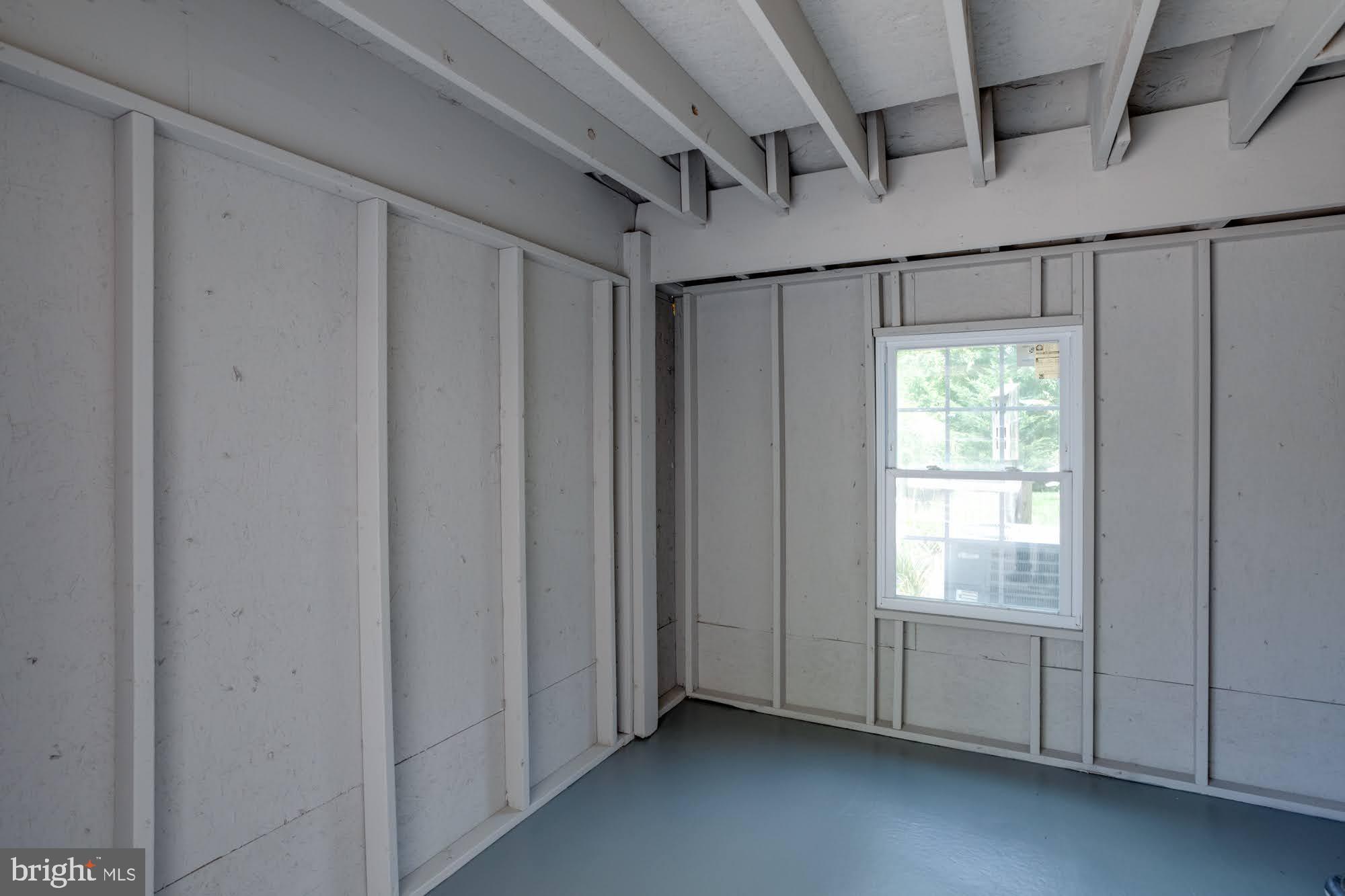 WESTBRIAR COUNTRY CLUB ESTATES - Residential