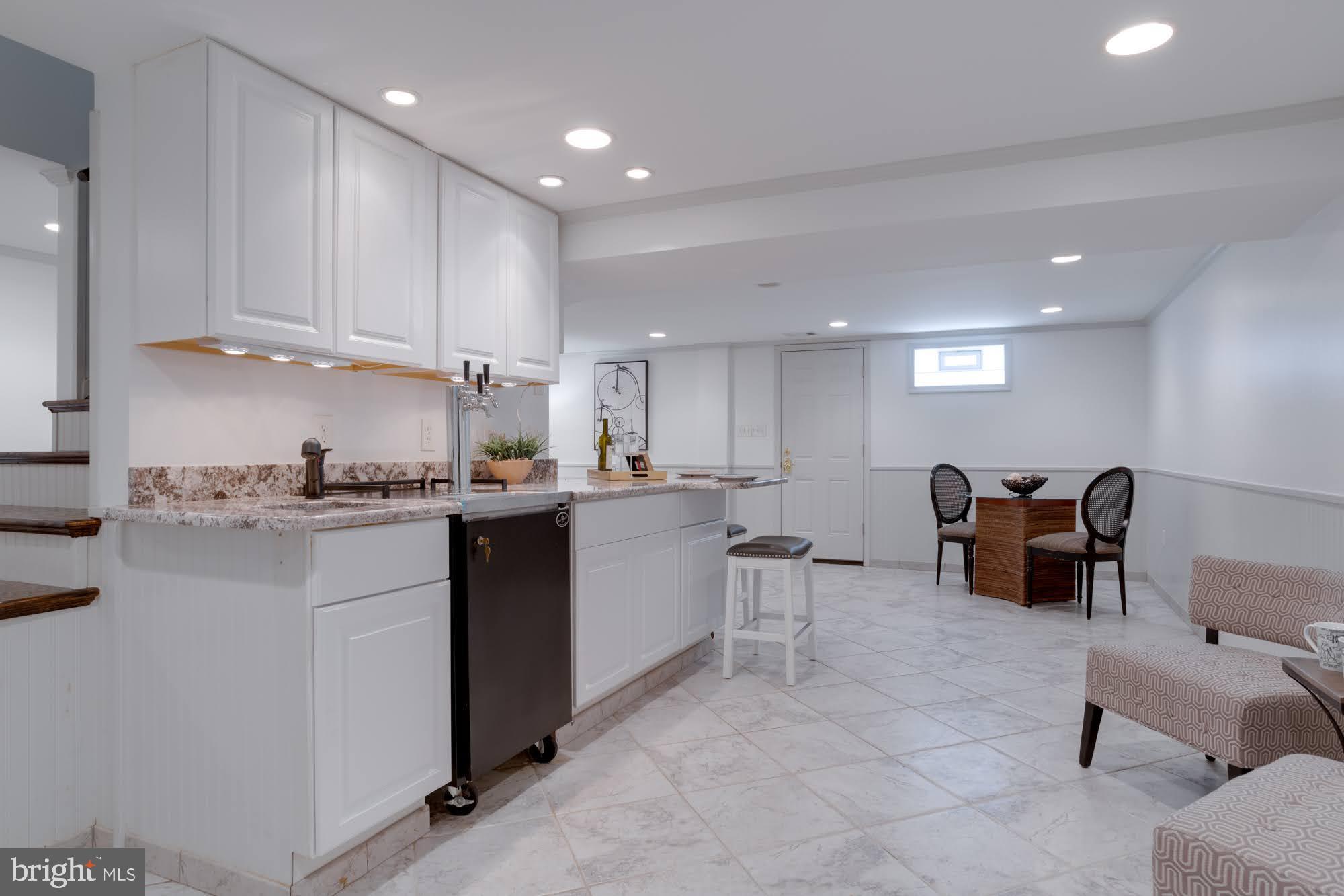 WESTBRIAR COUNTRY CLUB ESTATES - Residential