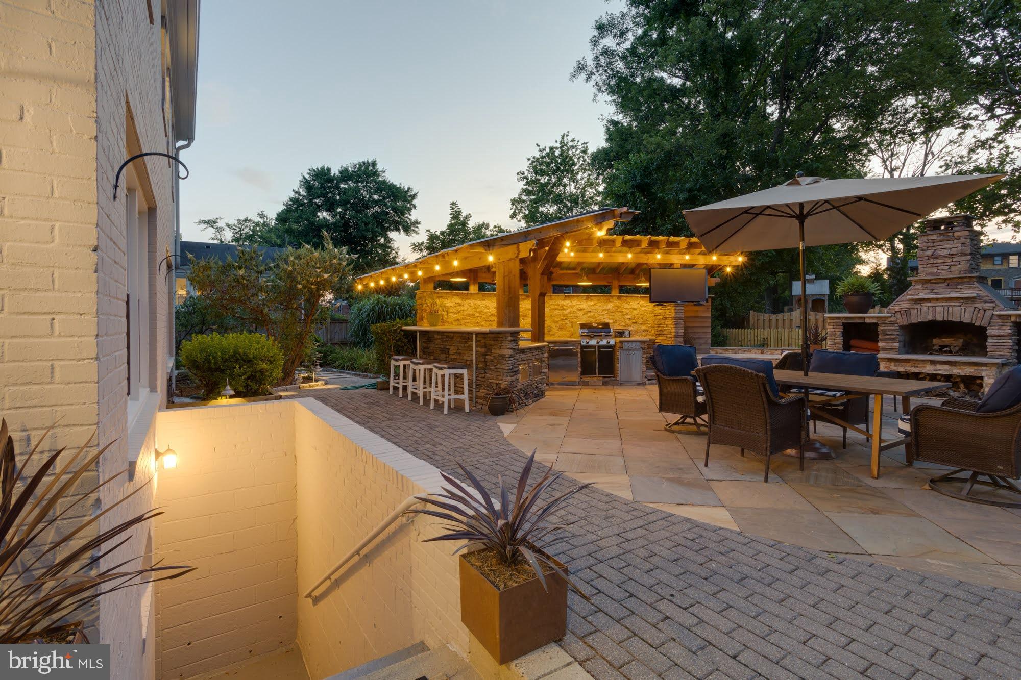 WESTBRIAR COUNTRY CLUB ESTATES - Residential