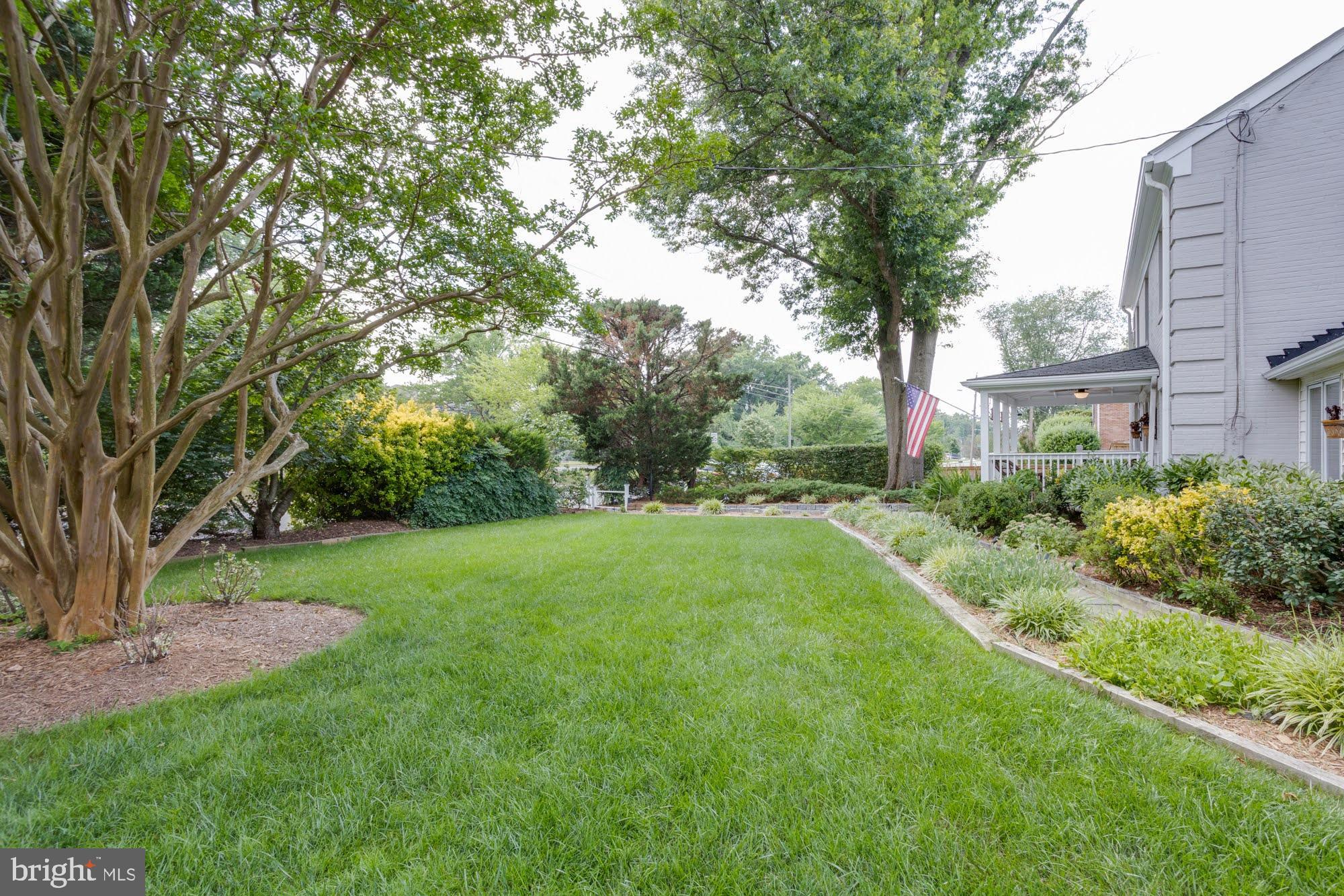 WESTBRIAR COUNTRY CLUB ESTATES - Residential