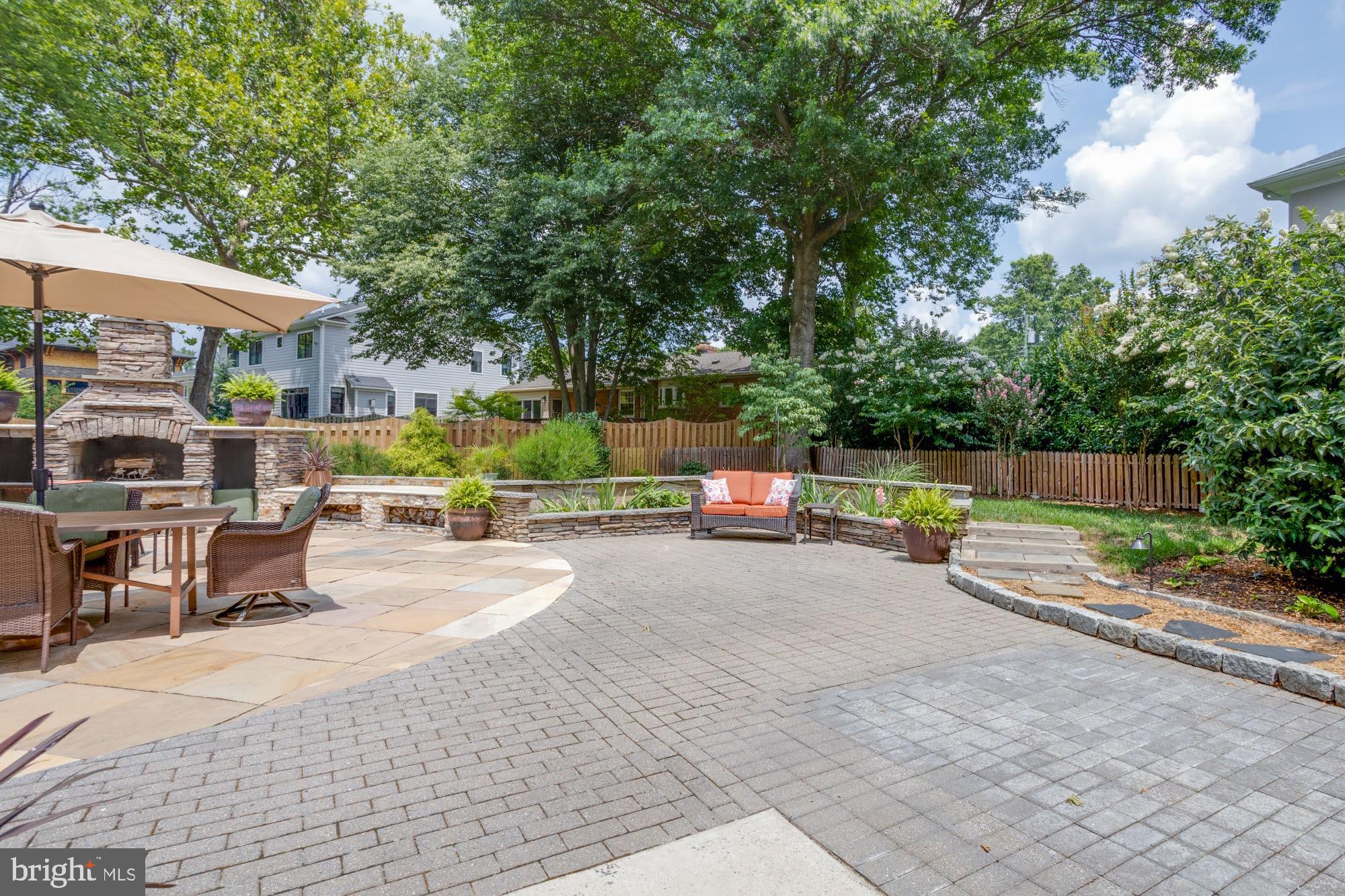 WESTBRIAR COUNTRY CLUB ESTATES - Residential