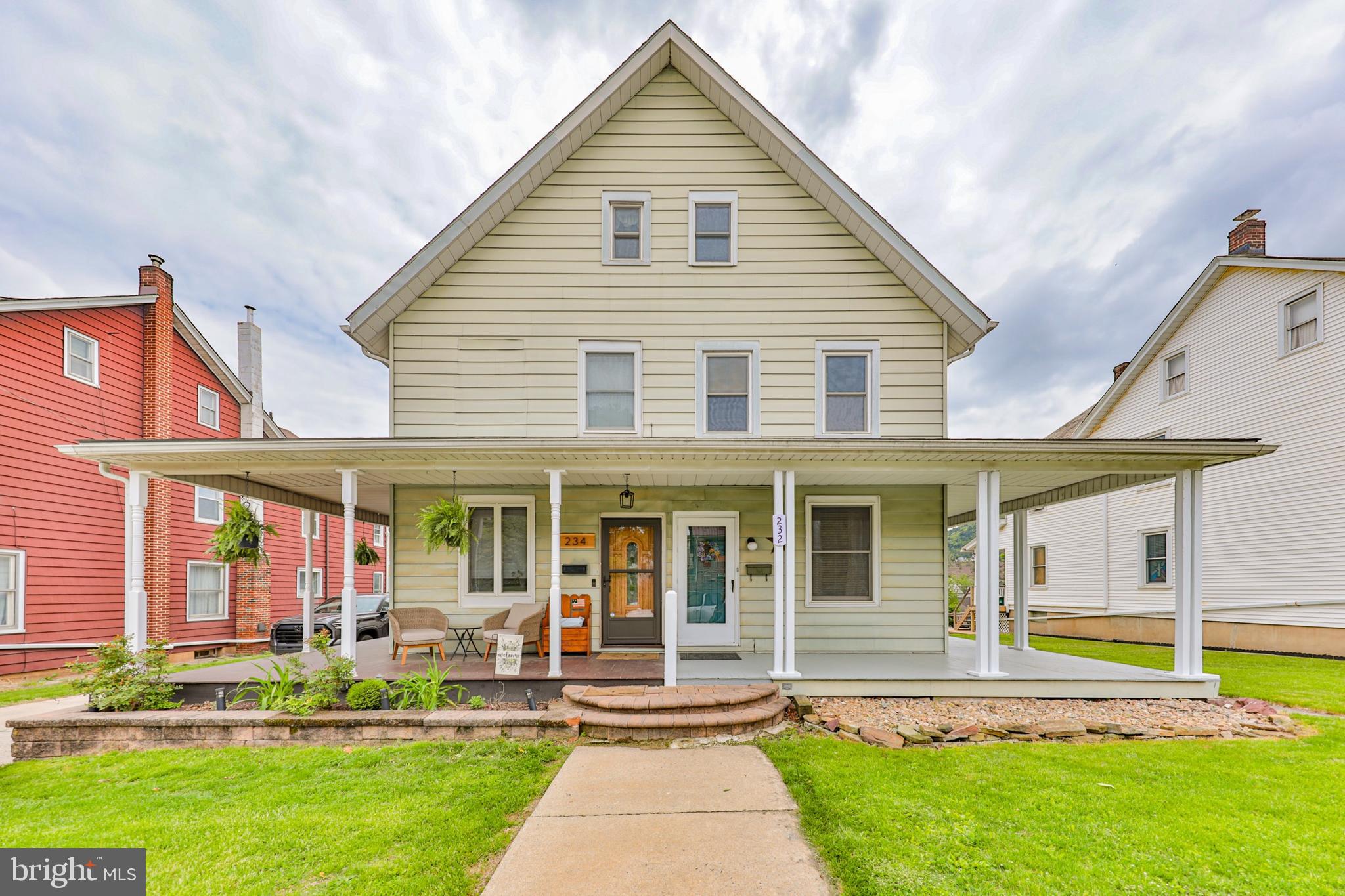 232 COLUMBIA AVENUE