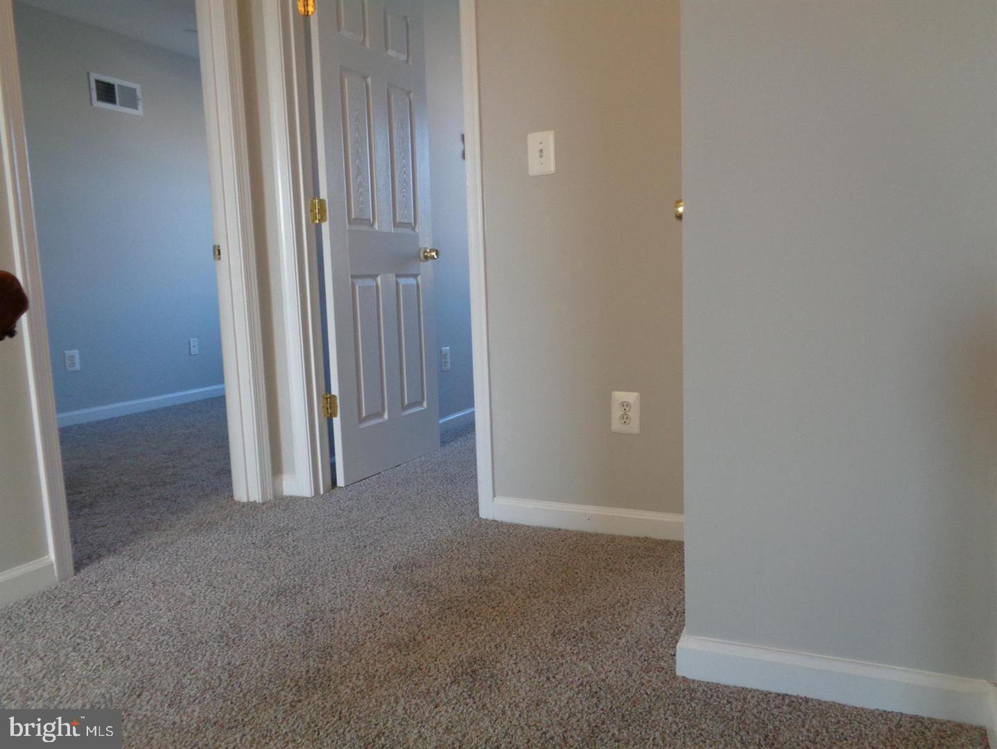 EASTFIELD - Residential Lease