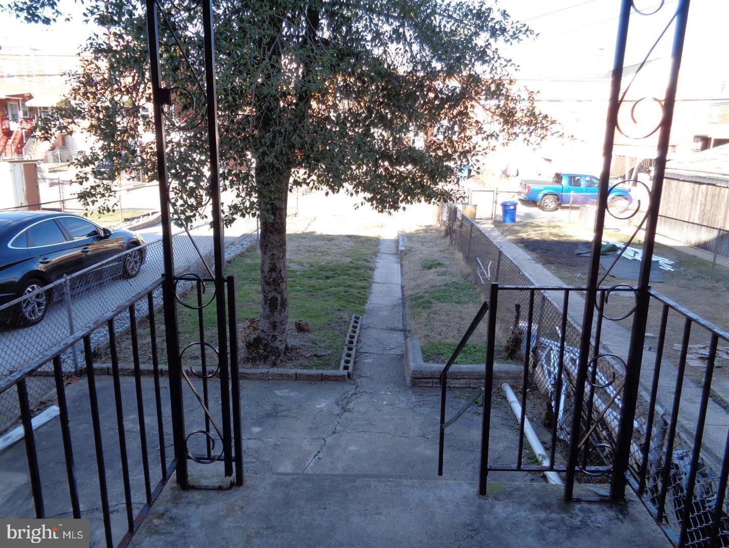 EASTFIELD - Residential Lease