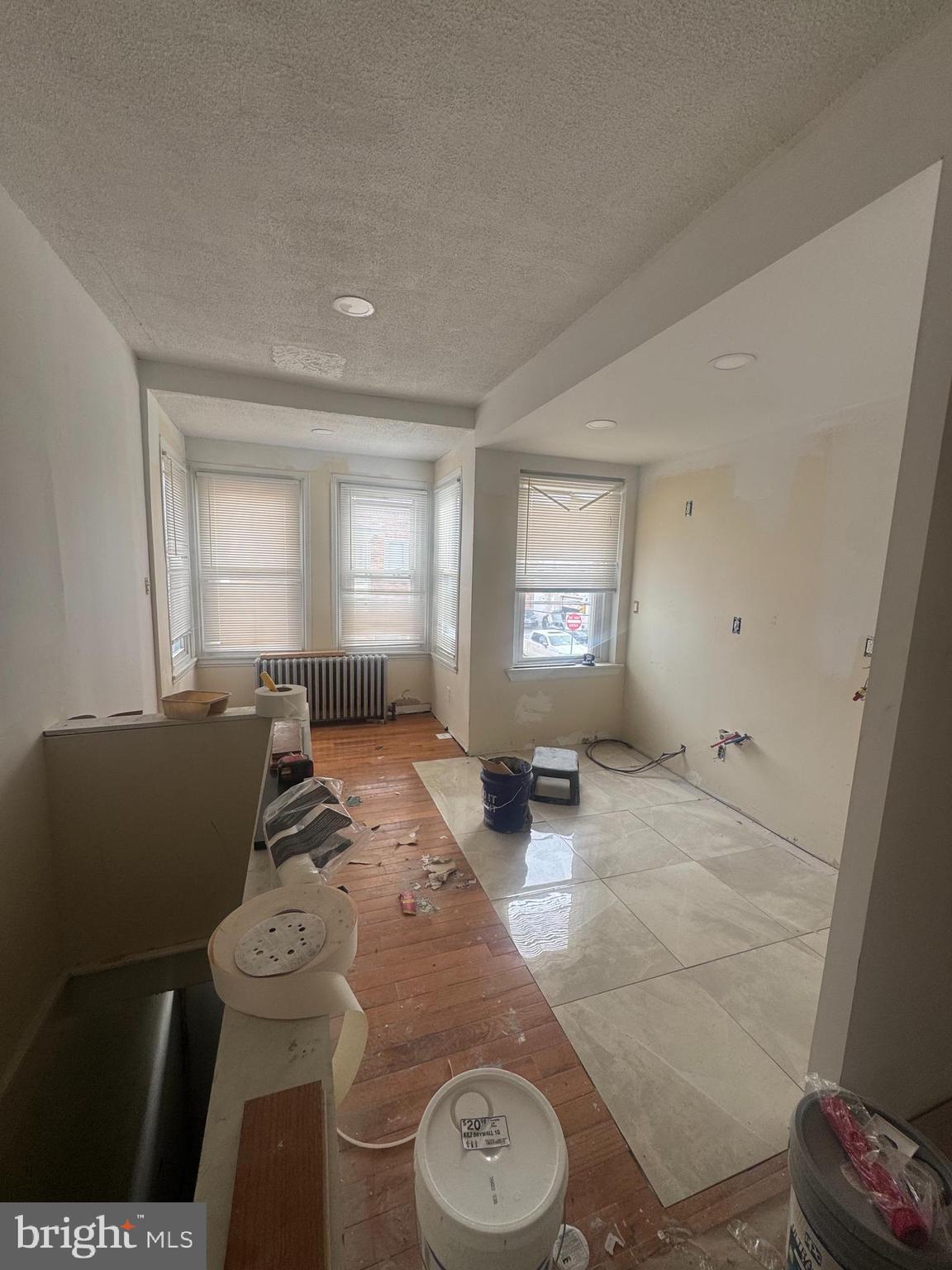 STRAWBERRY MANSION - Residential