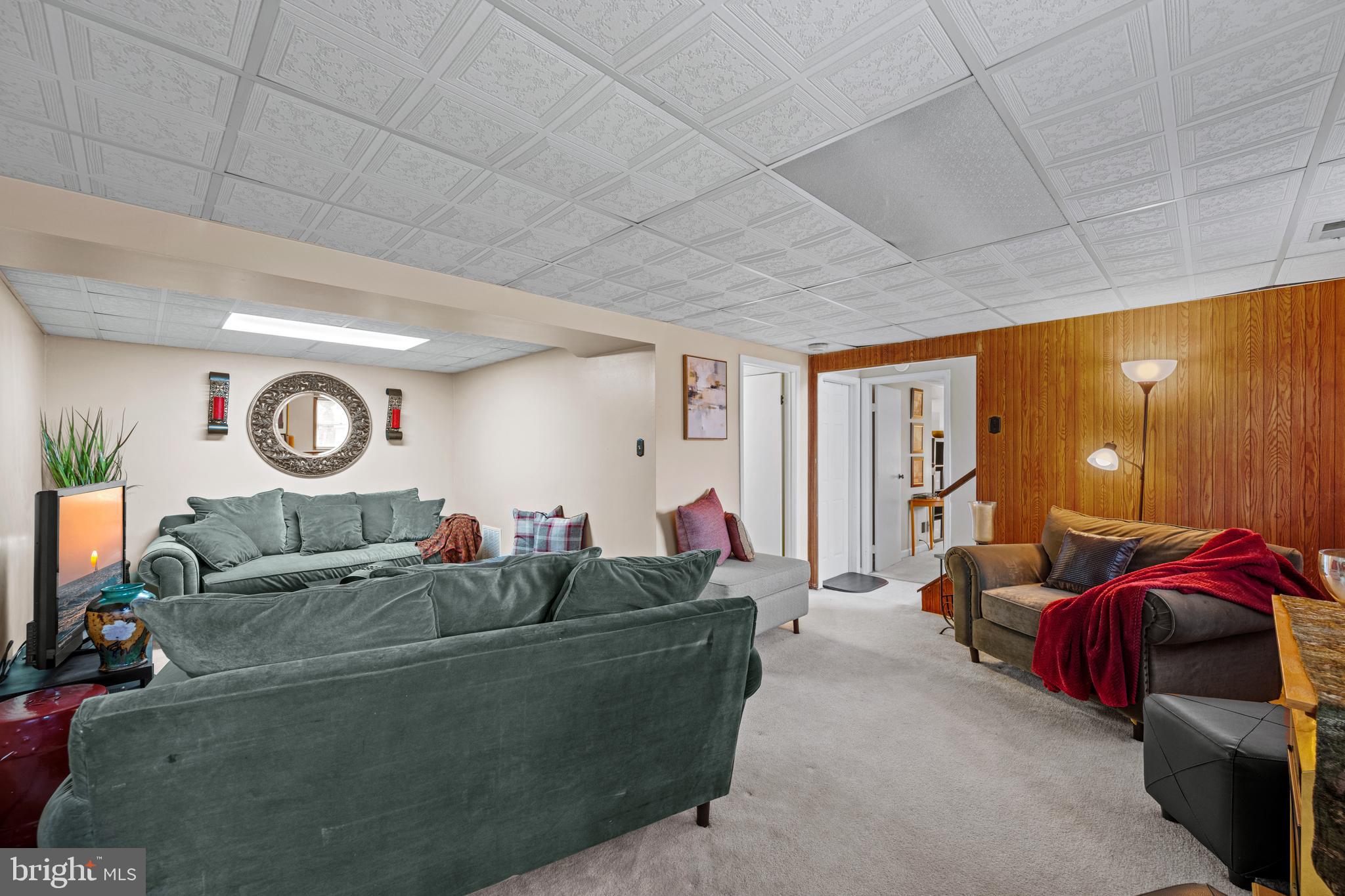 OLDE MILL ESTATES - Residential