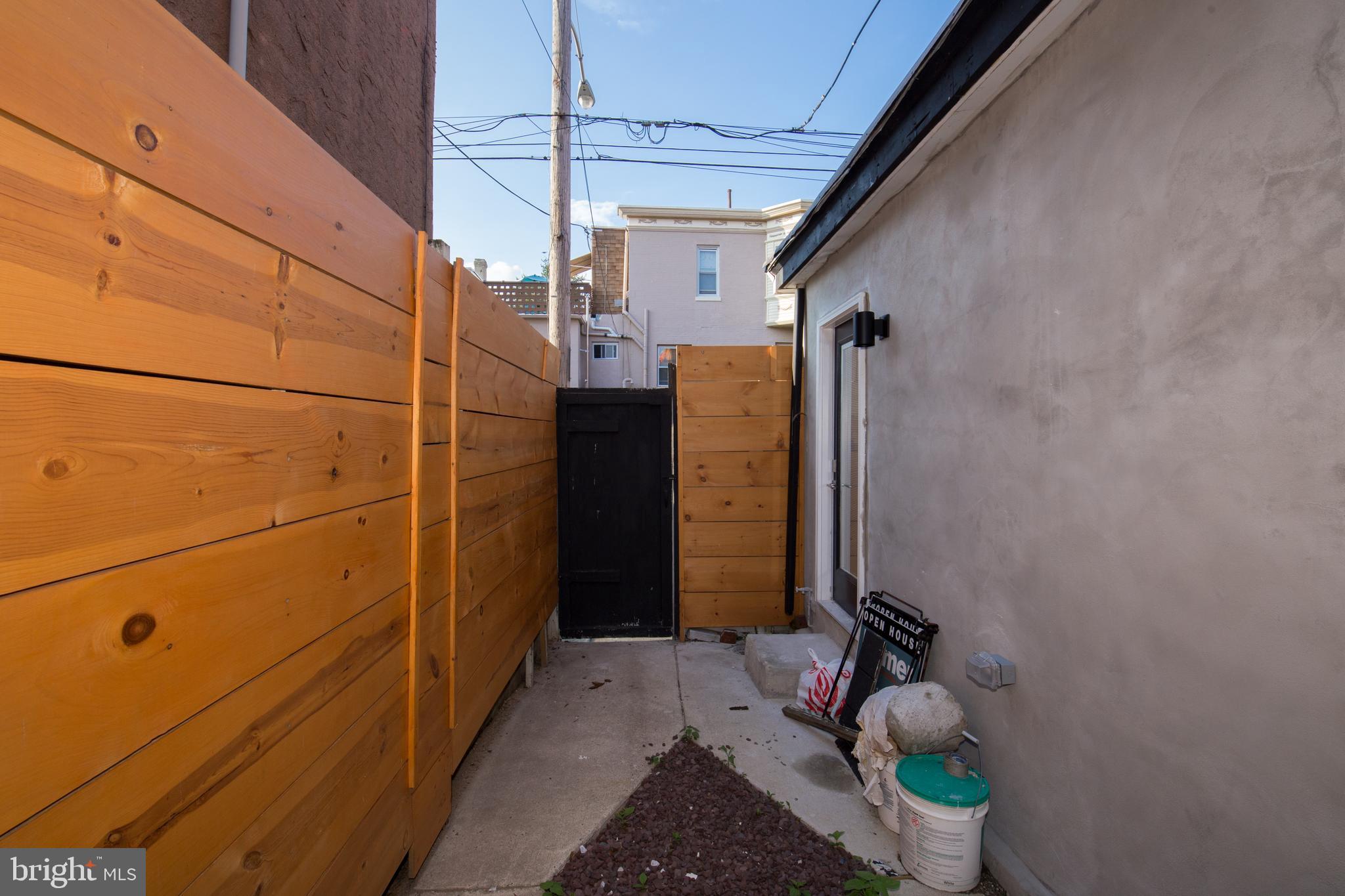 ART MUSEUM AREA - Residential