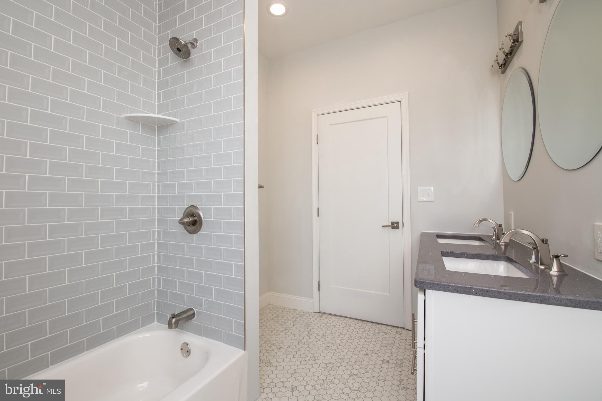 ART MUSEUM AREA - Residential