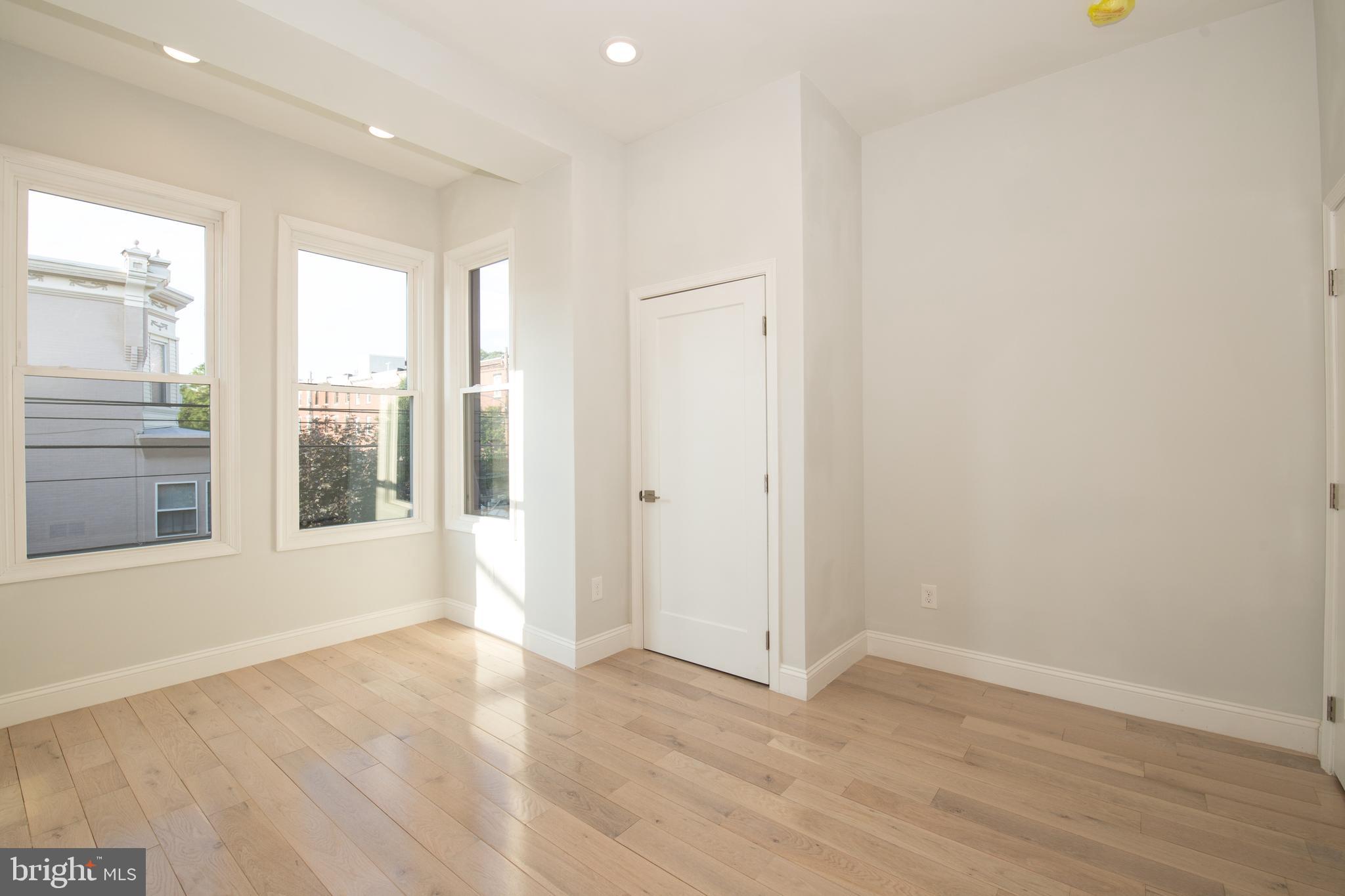 ART MUSEUM AREA - Residential