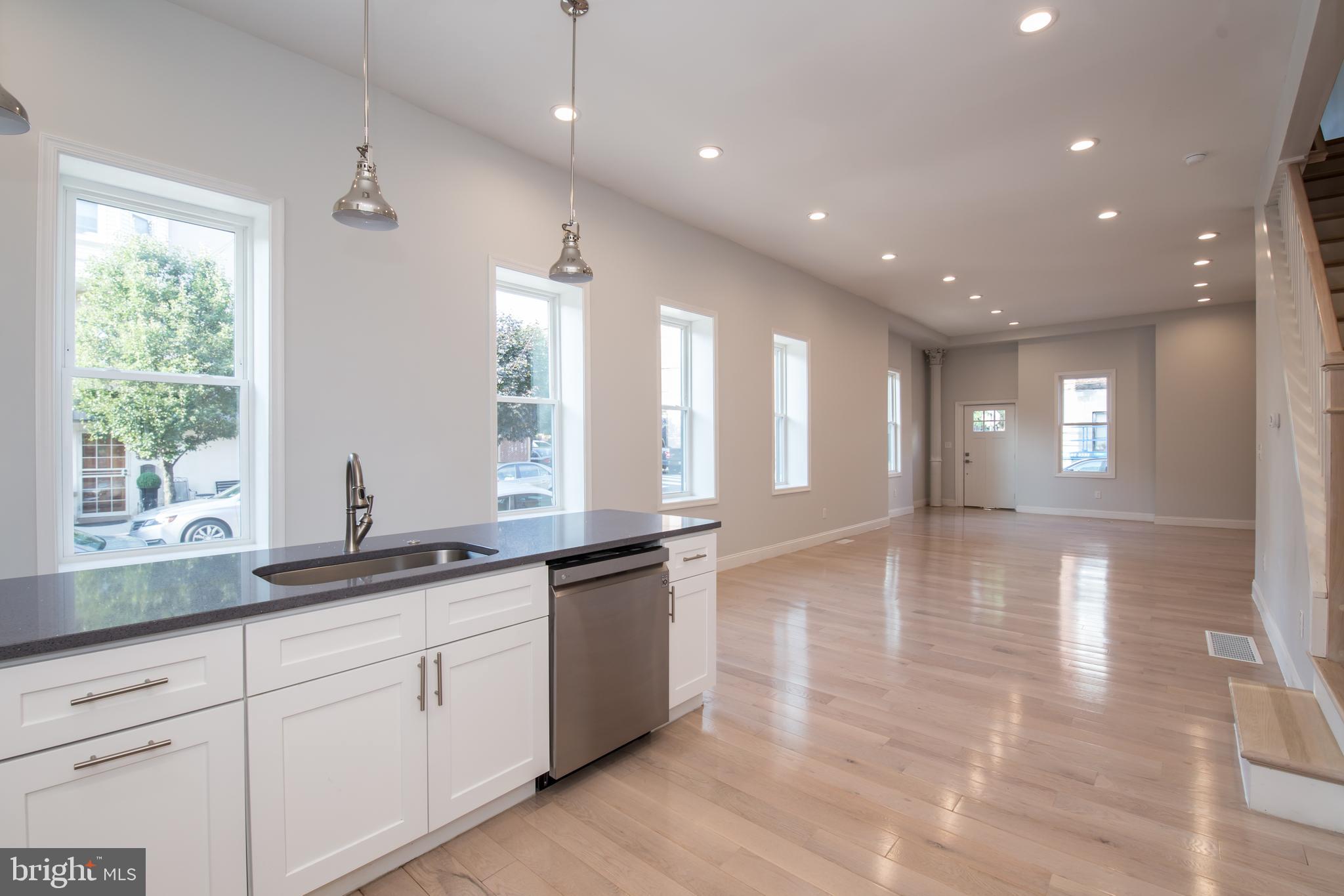 ART MUSEUM AREA - Residential