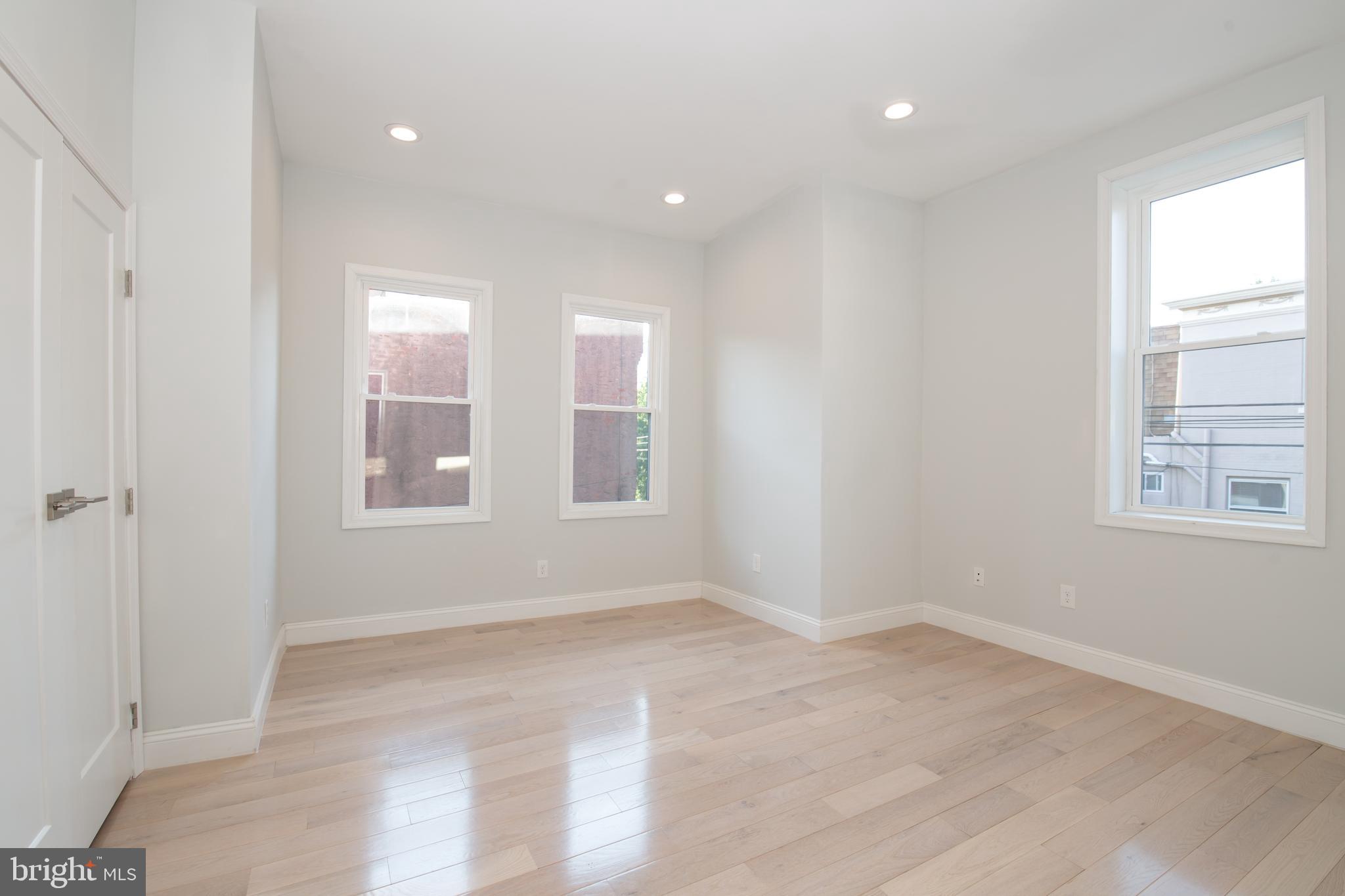 ART MUSEUM AREA - Residential