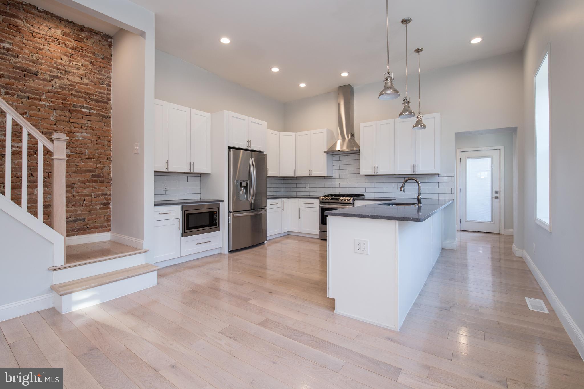 ART MUSEUM AREA - Residential