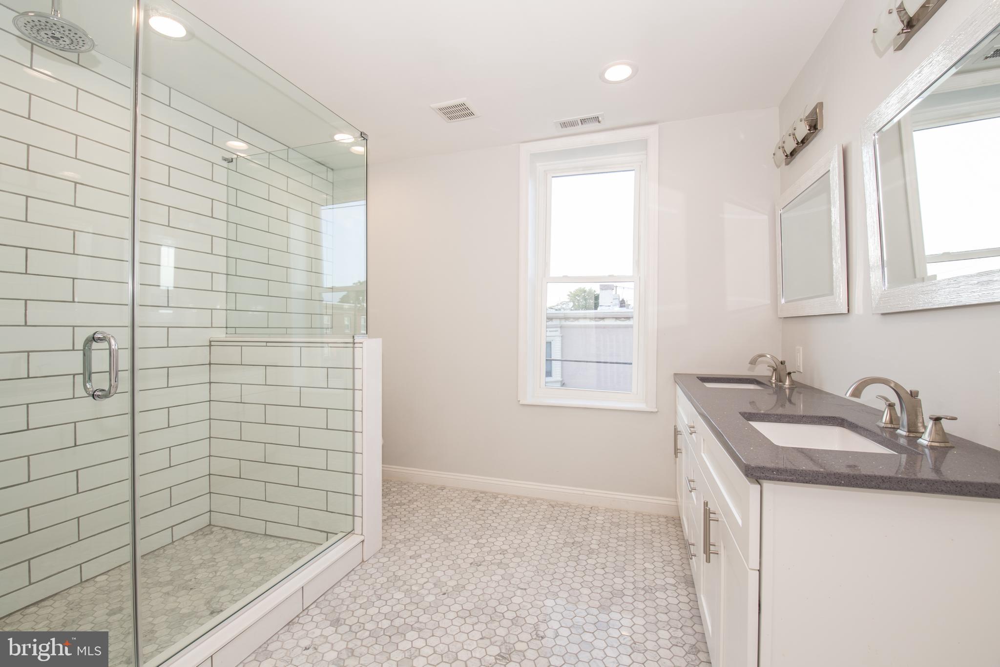 ART MUSEUM AREA - Residential