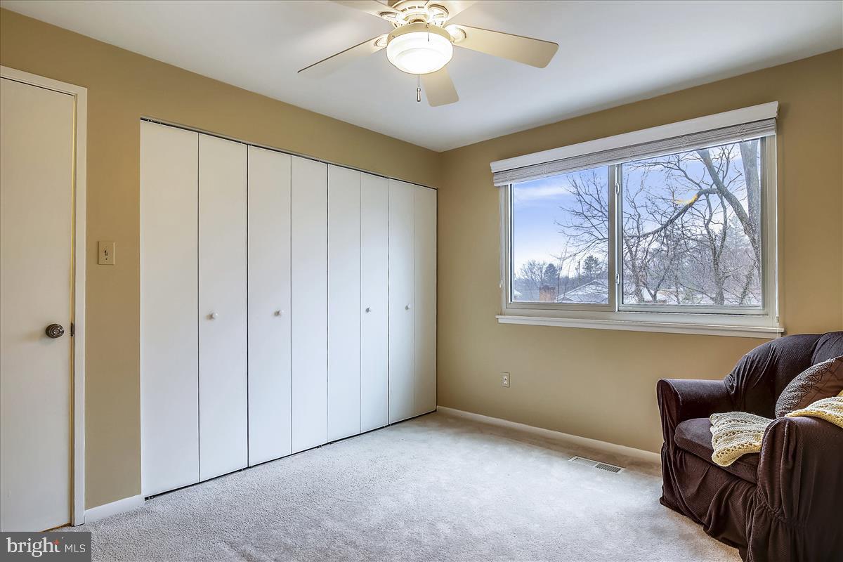 MADISON MANOR - Residential