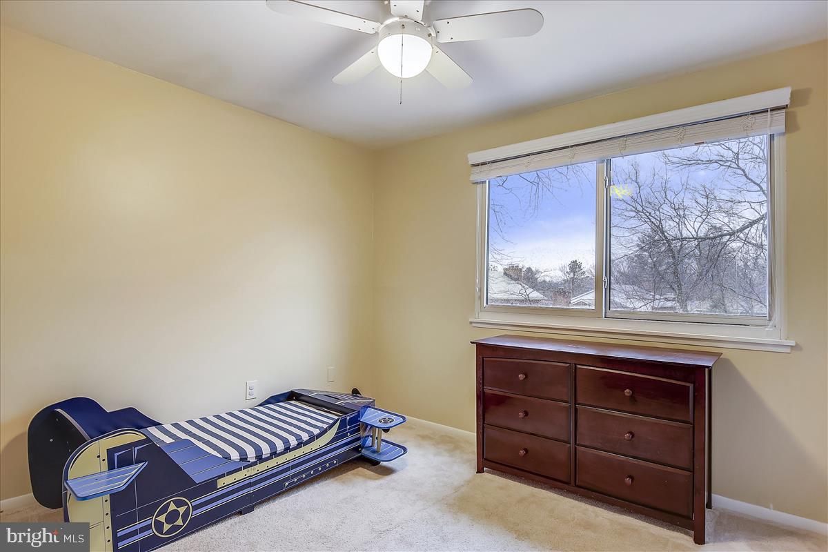 MADISON MANOR - Residential