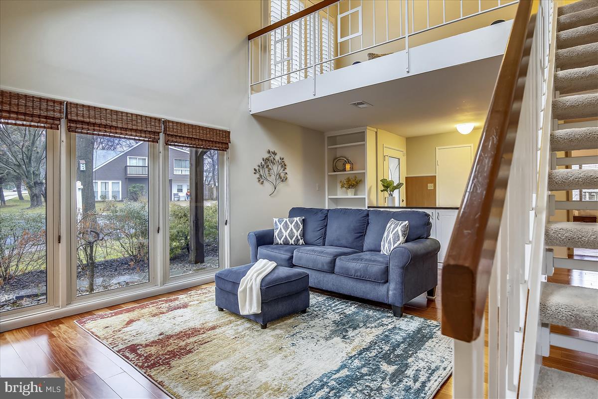 MADISON MANOR - Residential