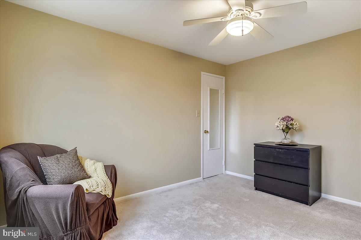 MADISON MANOR - Residential