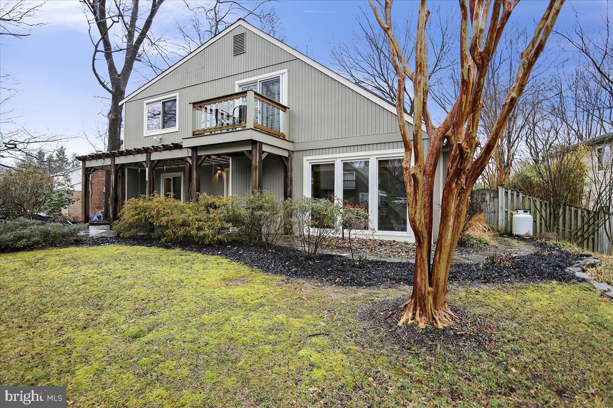 MADISON MANOR - Residential