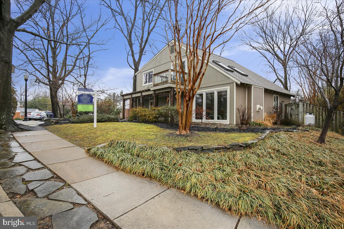 MADISON MANOR - Residential