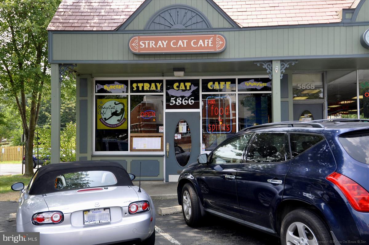 MADISON MANOR - Residential