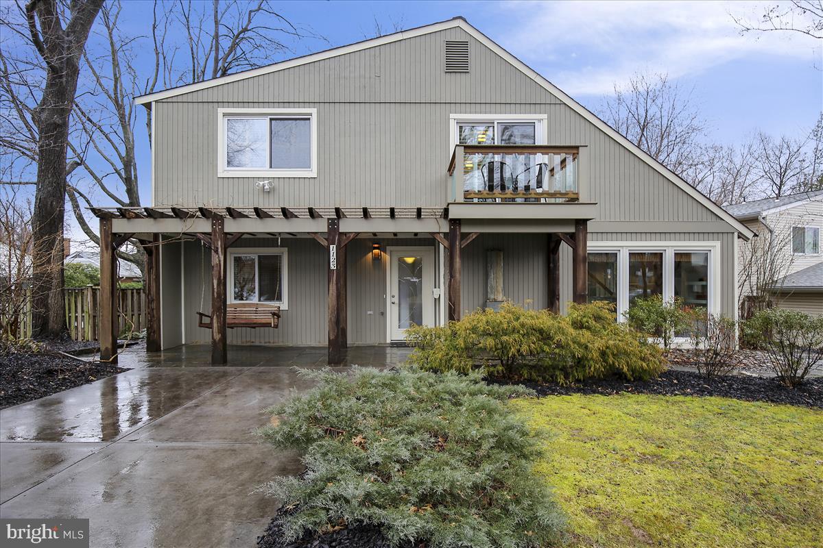 MADISON MANOR - Residential