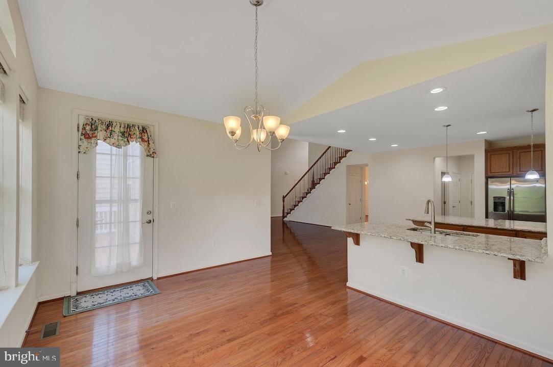 STONE WALL MANOR - Residential