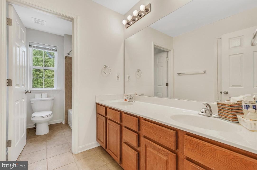 STONE WALL MANOR - Residential