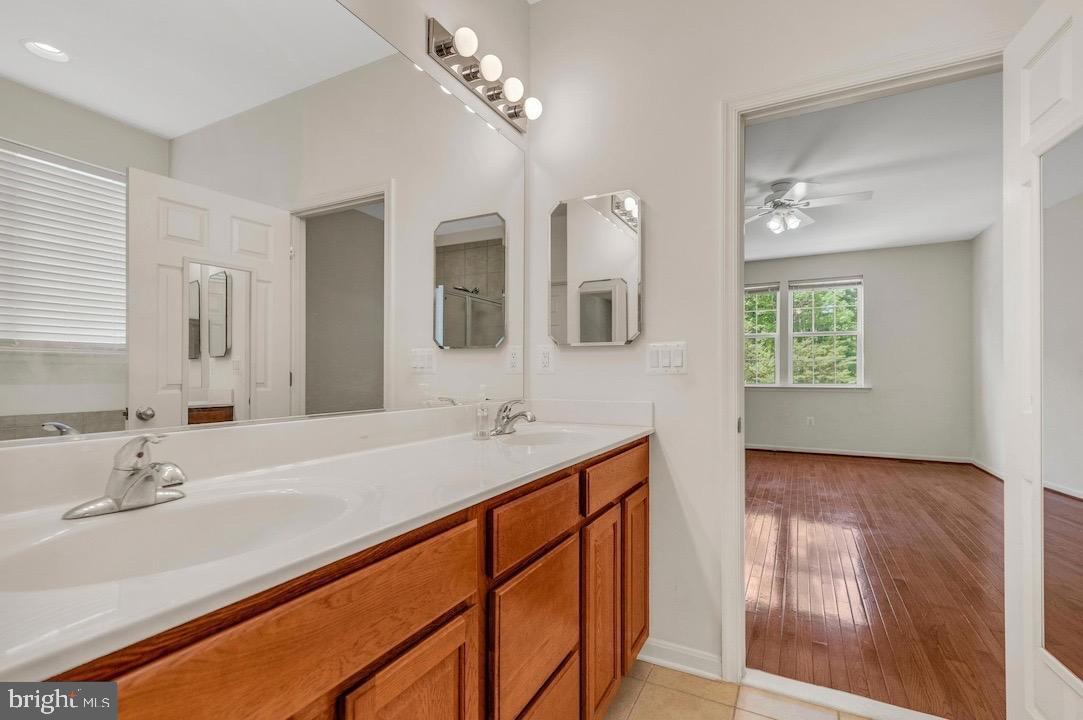 STONE WALL MANOR - Residential