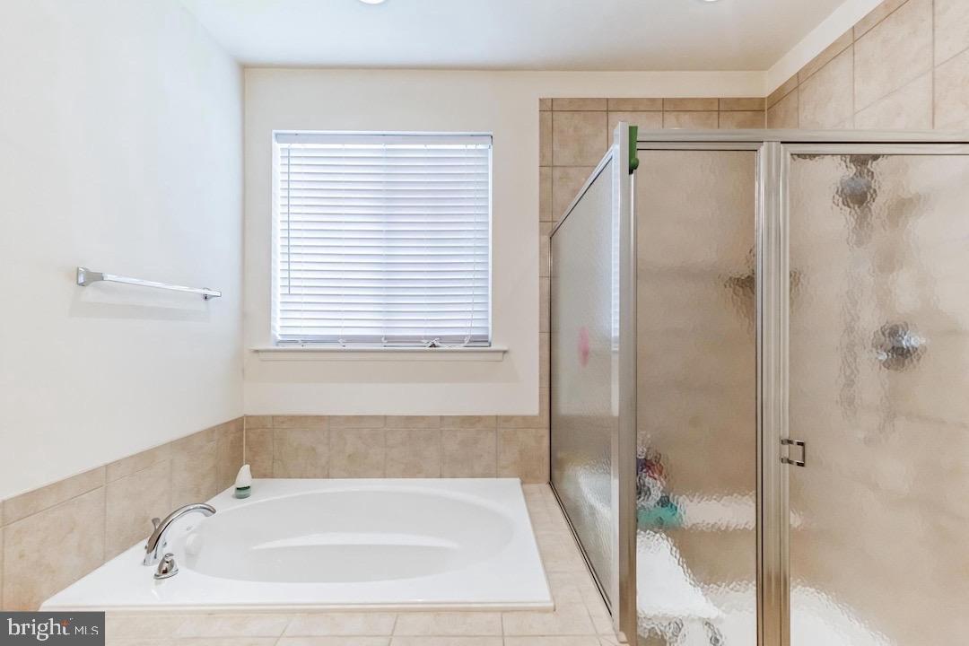 STONE WALL MANOR - Residential