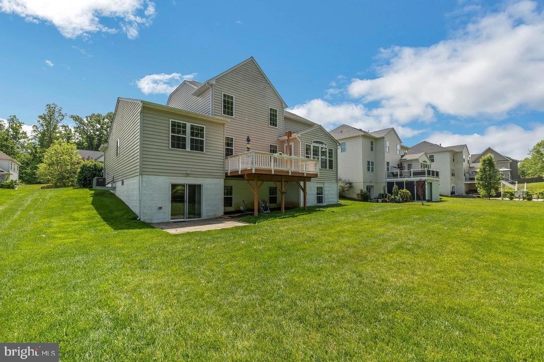 STONE WALL MANOR - Residential