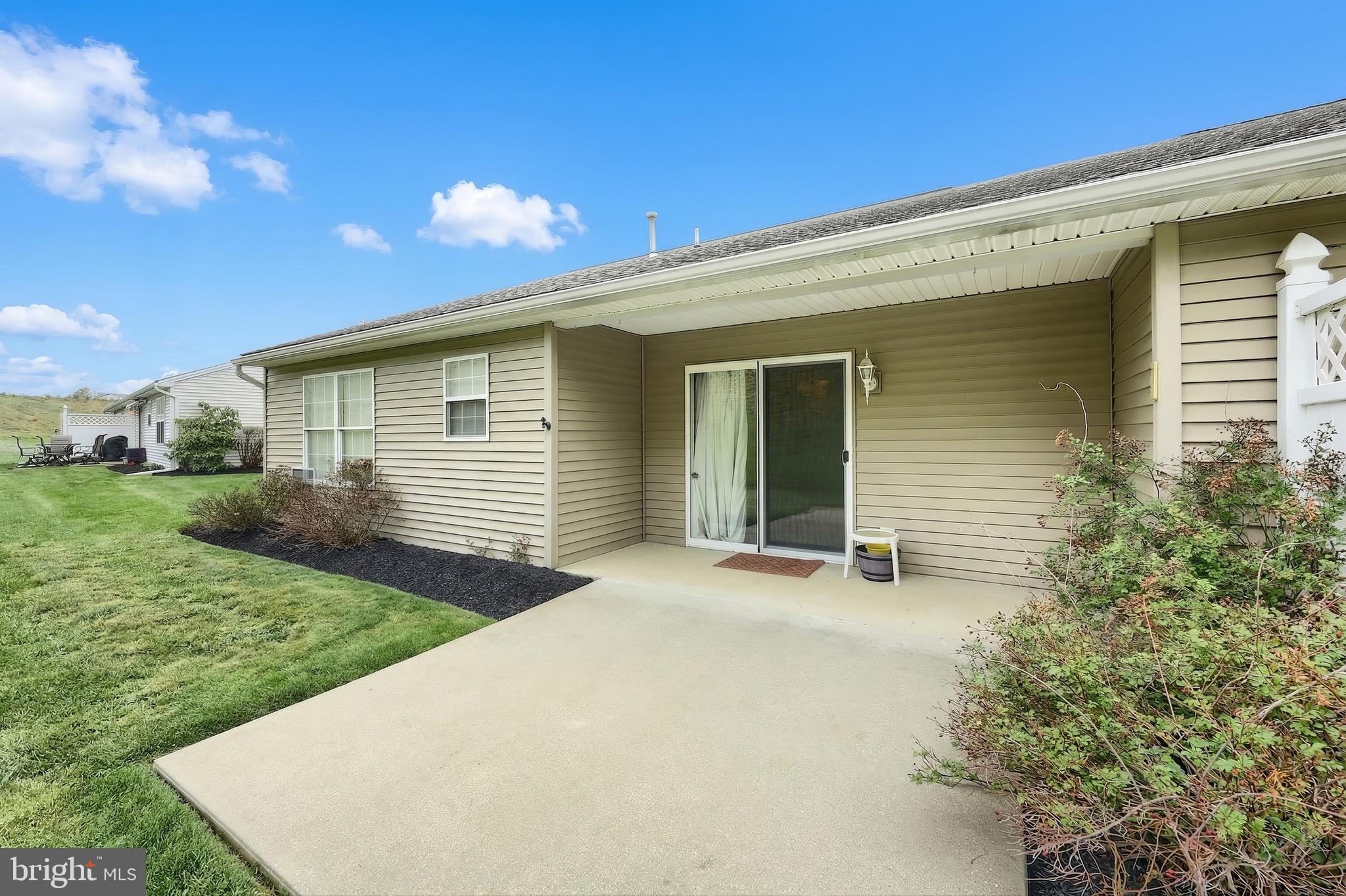 SENECA RIDGE - Residential