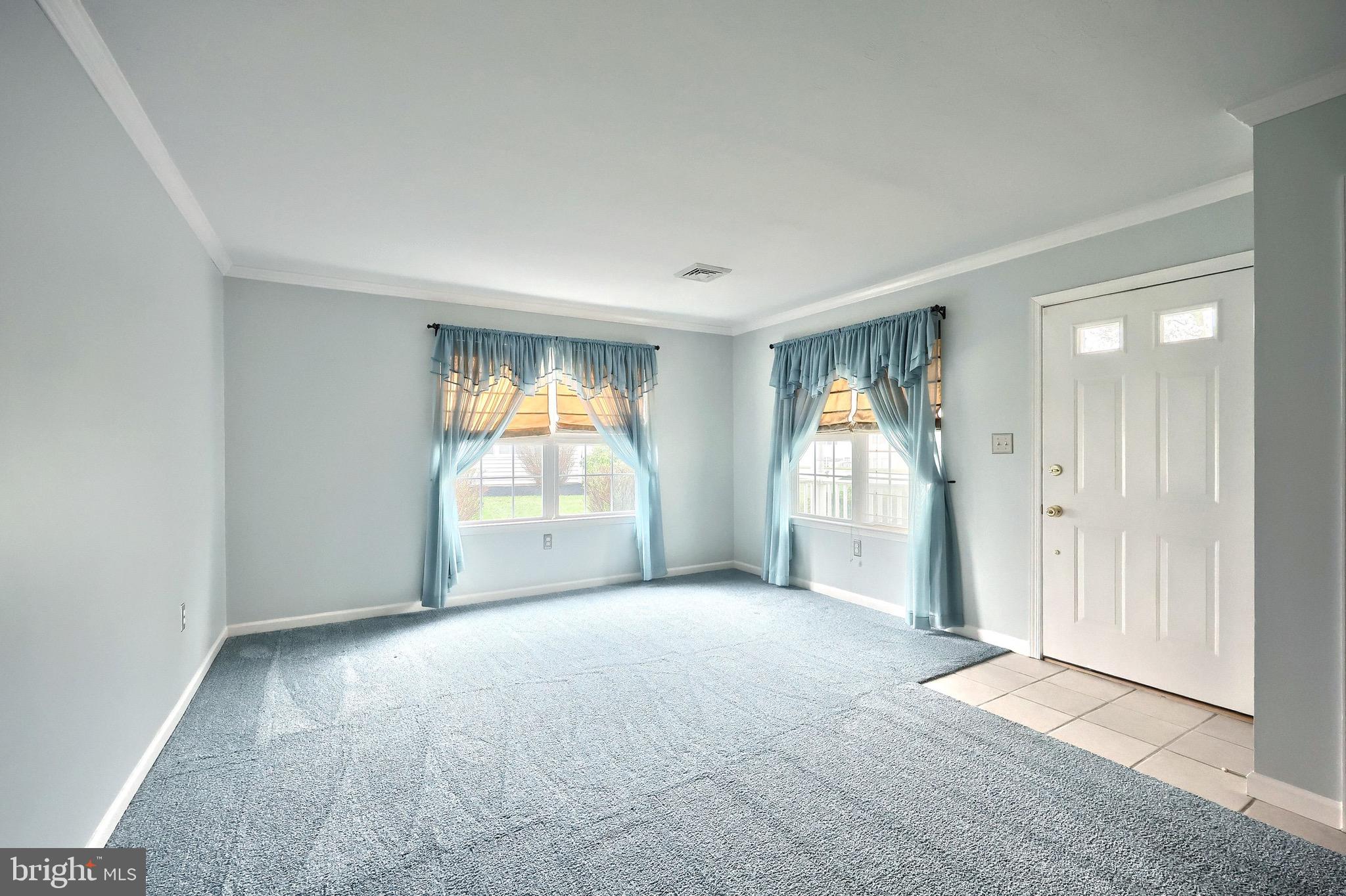 SENECA RIDGE - Residential