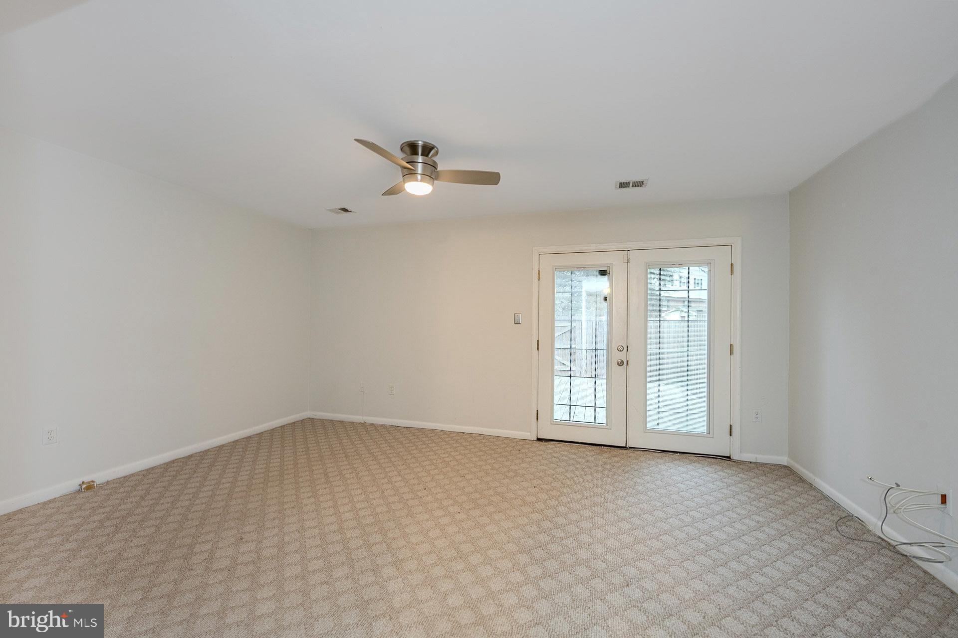 DALE CITY - Residential