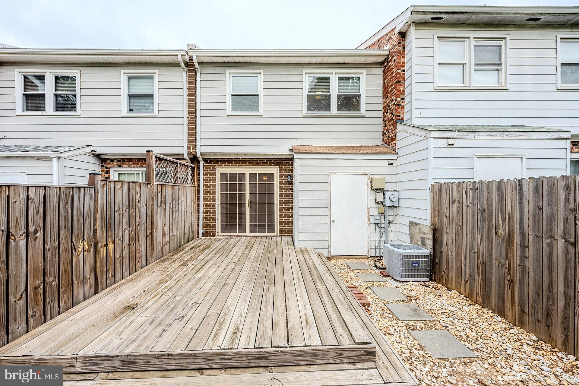 DALE CITY - Residential