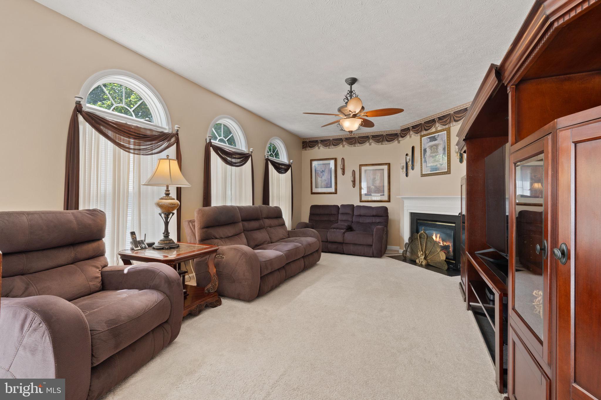 GREAT OAKS - Residential