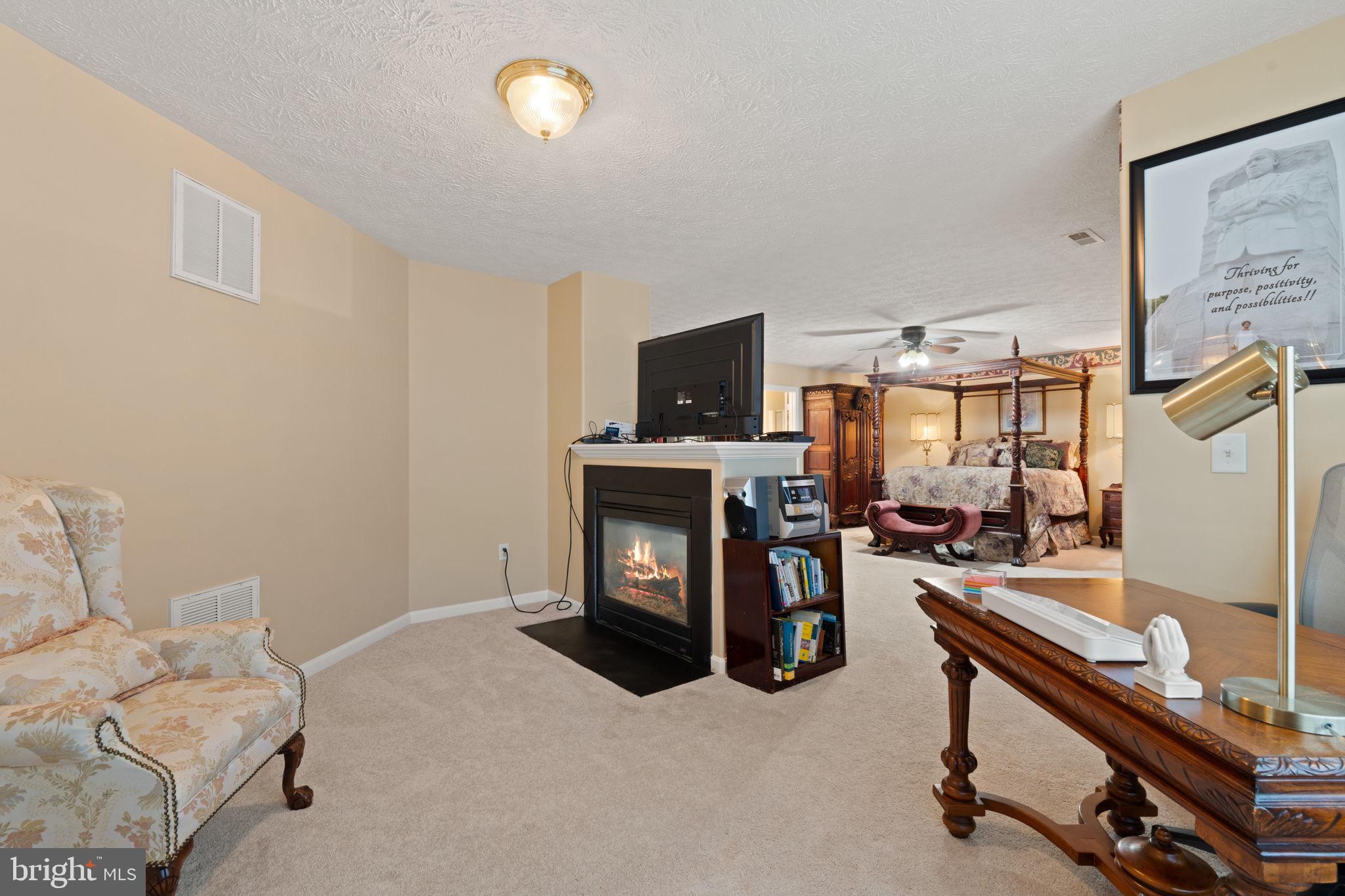 GREAT OAKS - Residential