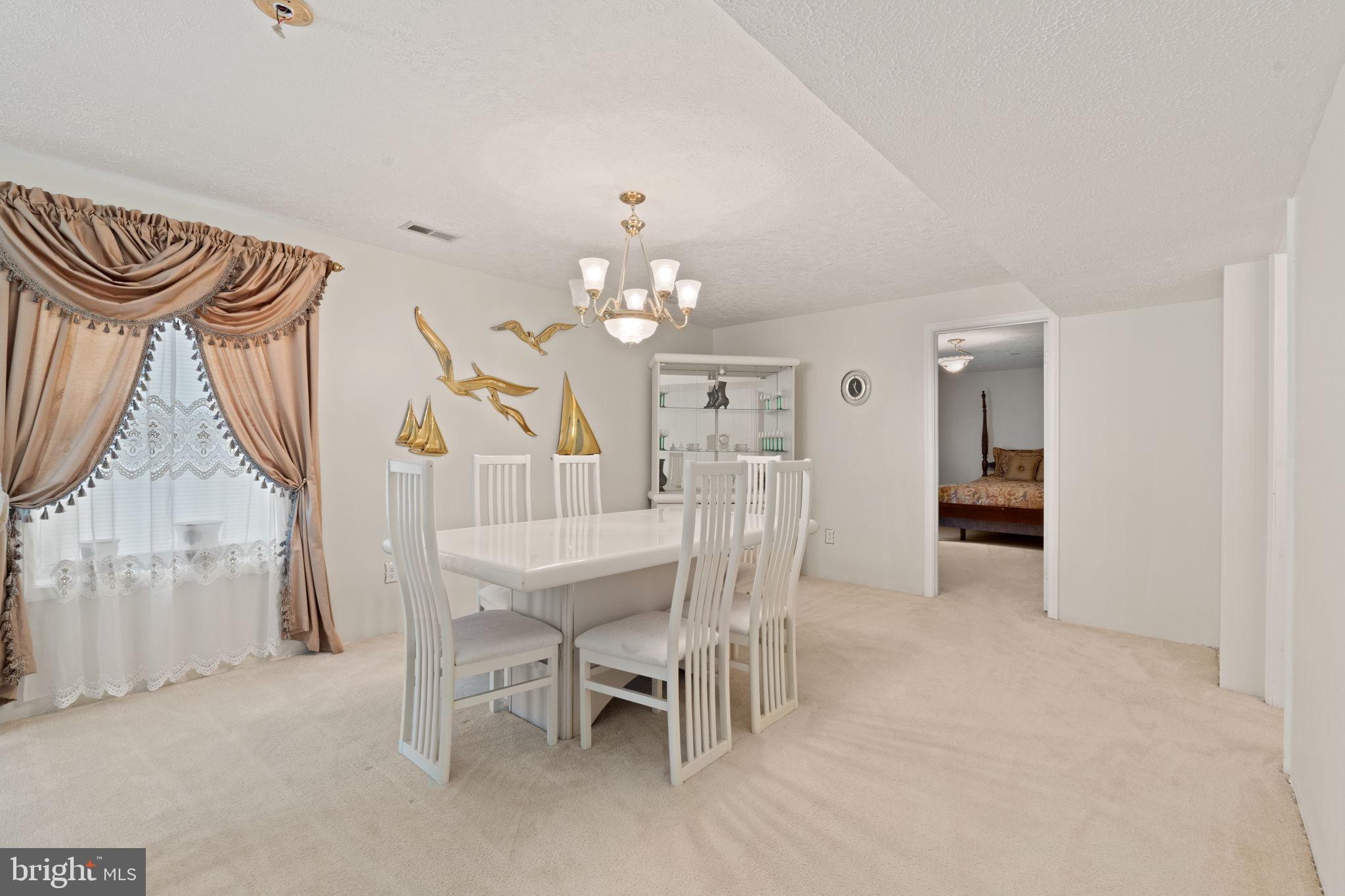 GREAT OAKS - Residential