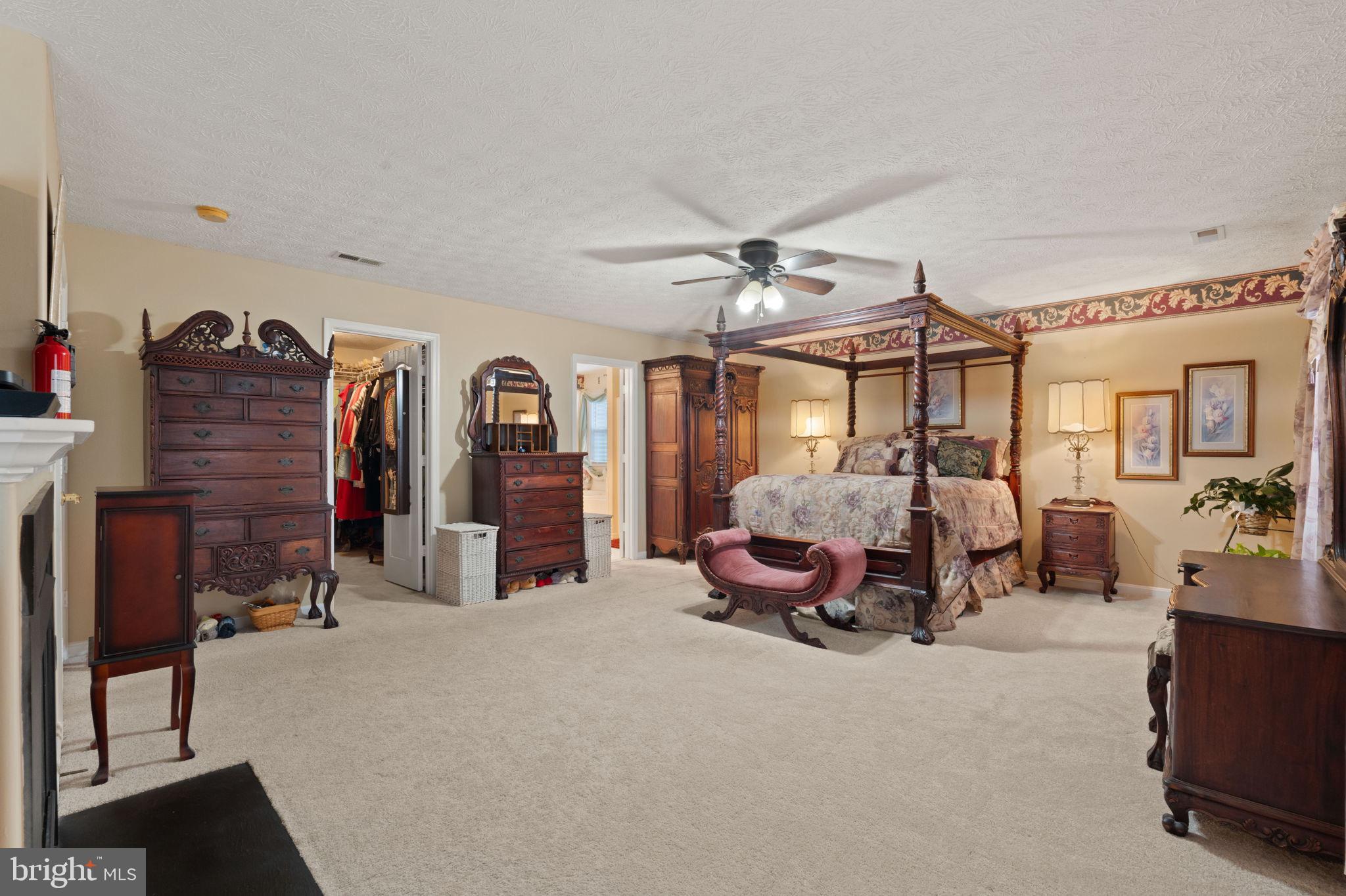 GREAT OAKS - Residential