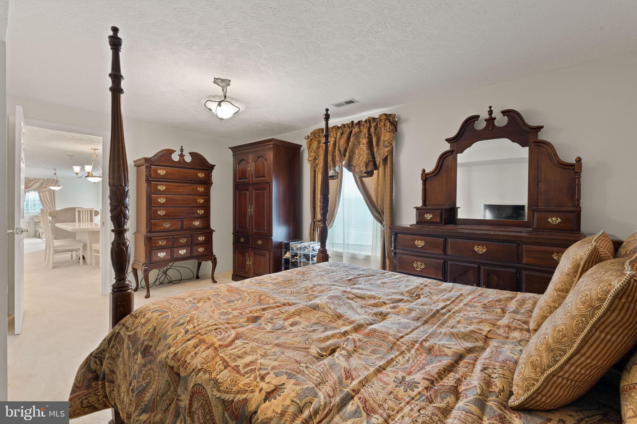 GREAT OAKS - Residential