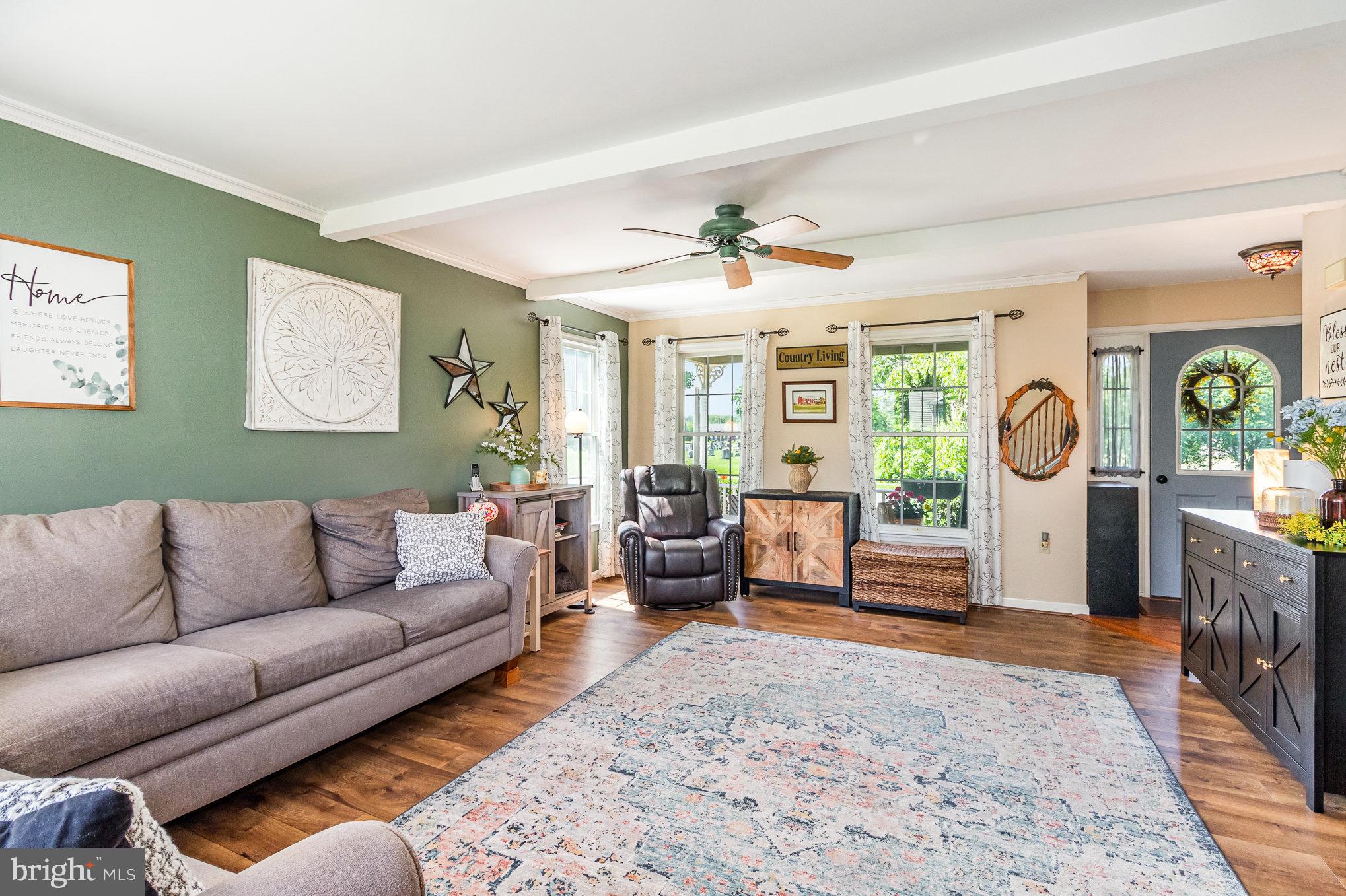 573 OLD FARM ROAD