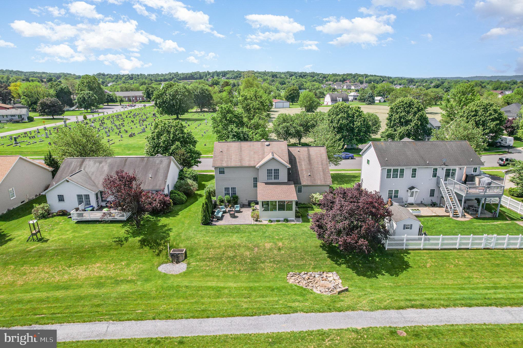 SPRINGBROOK FARMS - Residential