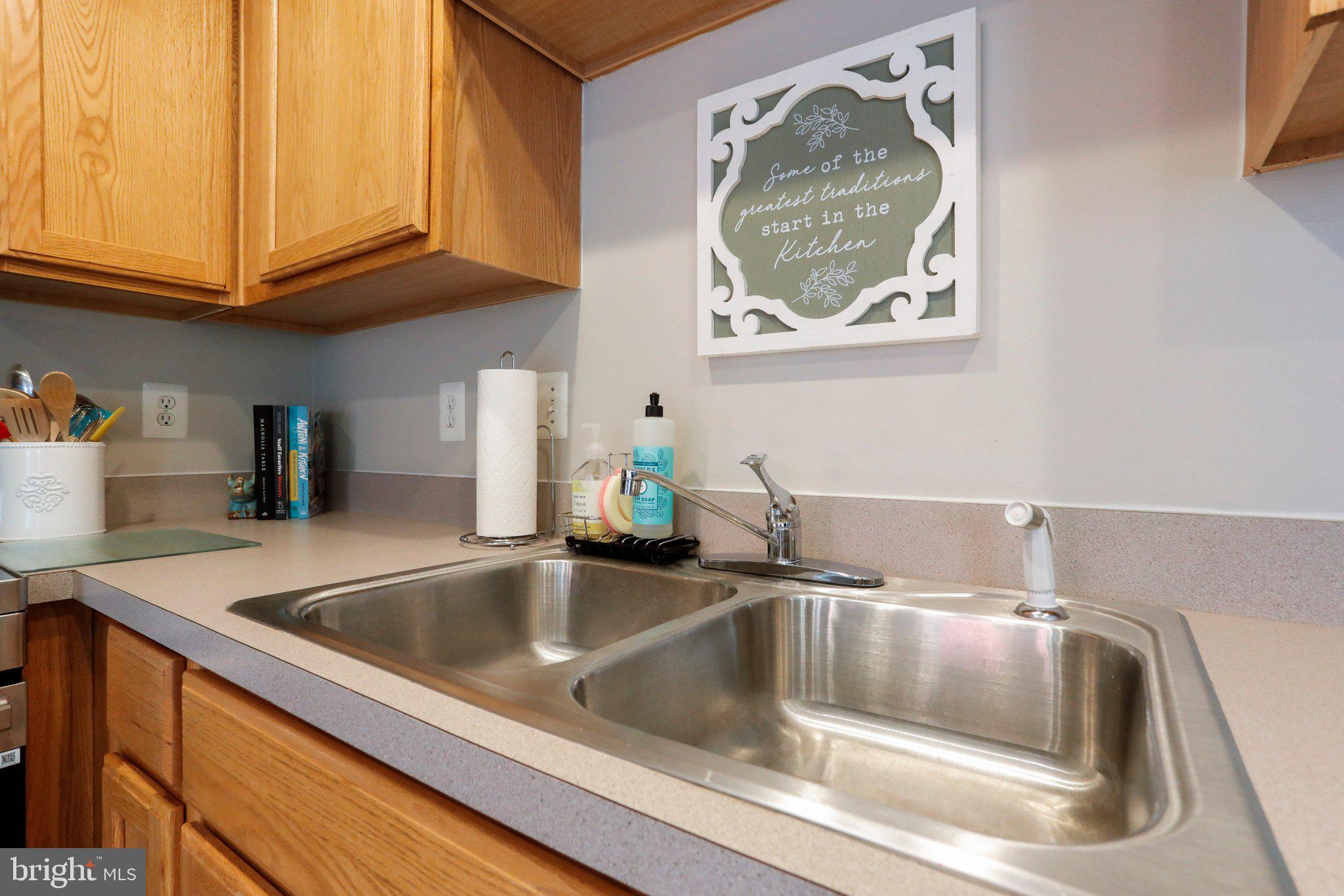 LAKELAND PLACE - Residential